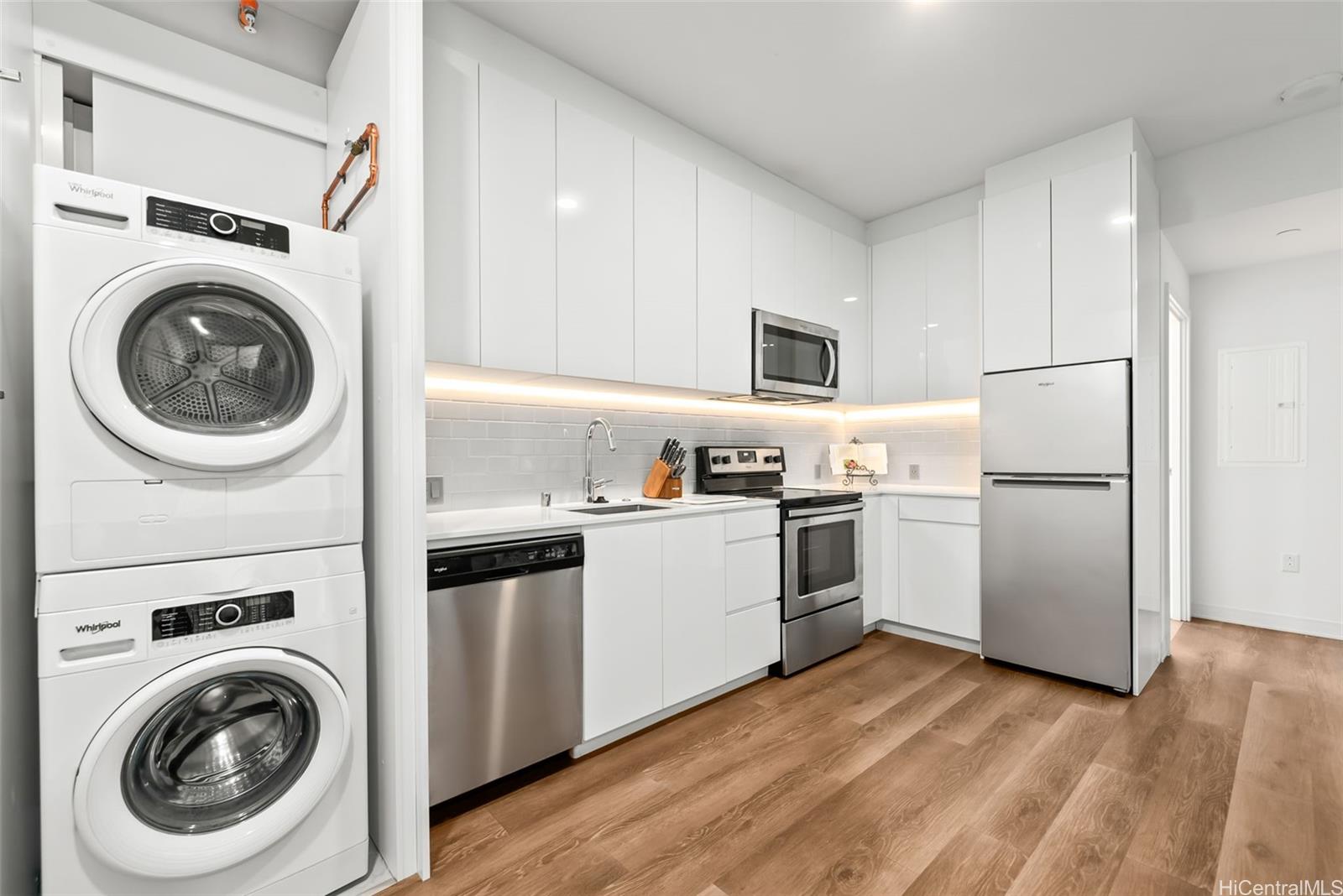 Aalii condo # 512, Honolulu, Hawaii - photo 7 of 25