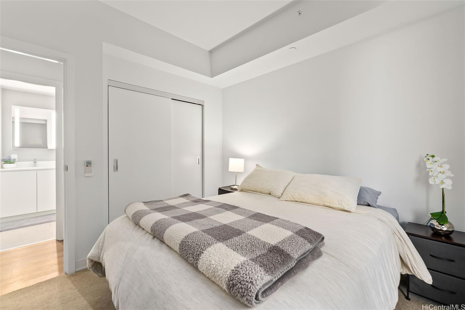 Aalii condo # 512, Honolulu, Hawaii - photo 9 of 25