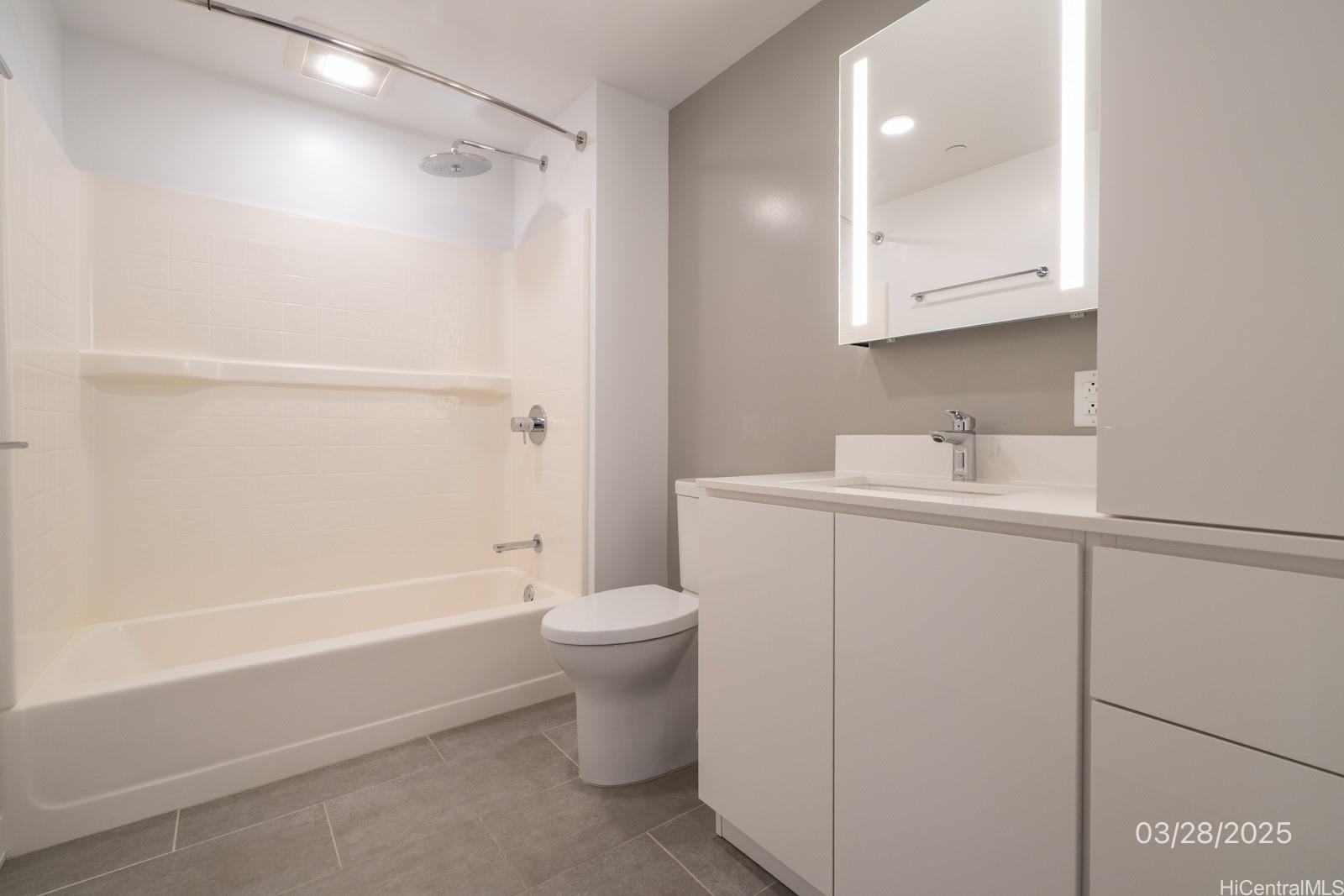 987 Queen St Honolulu - Rental - photo 12 of 21