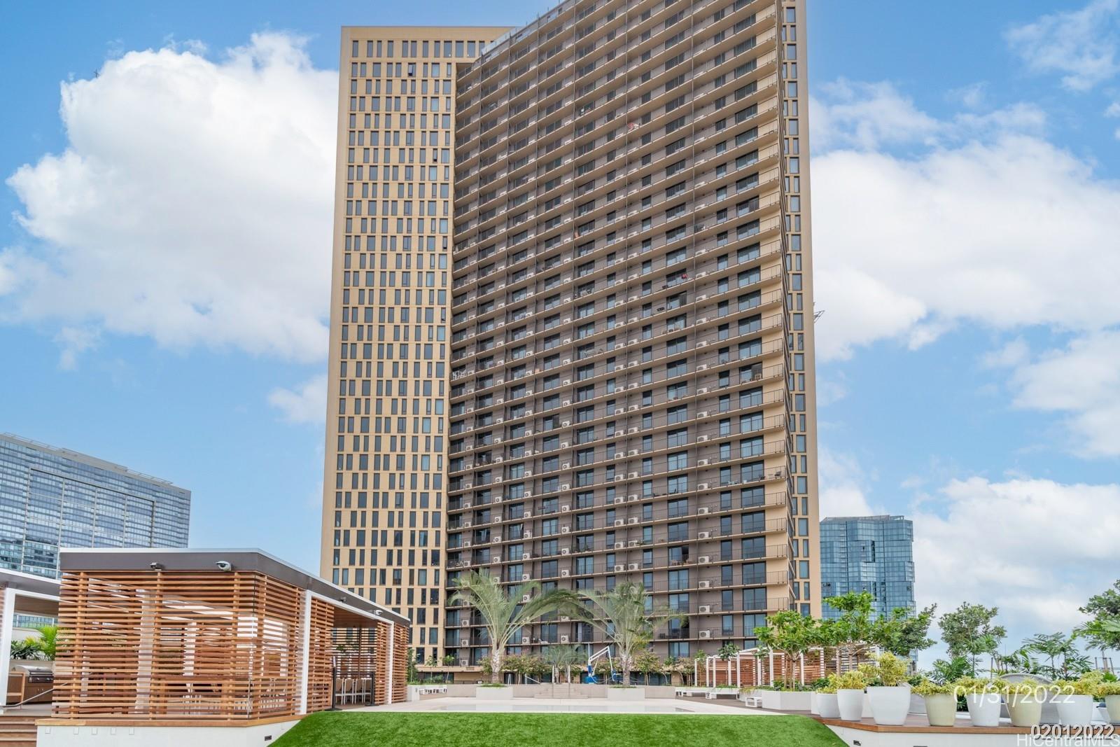 987 Queen St Honolulu - Rental - photo 16 of 21