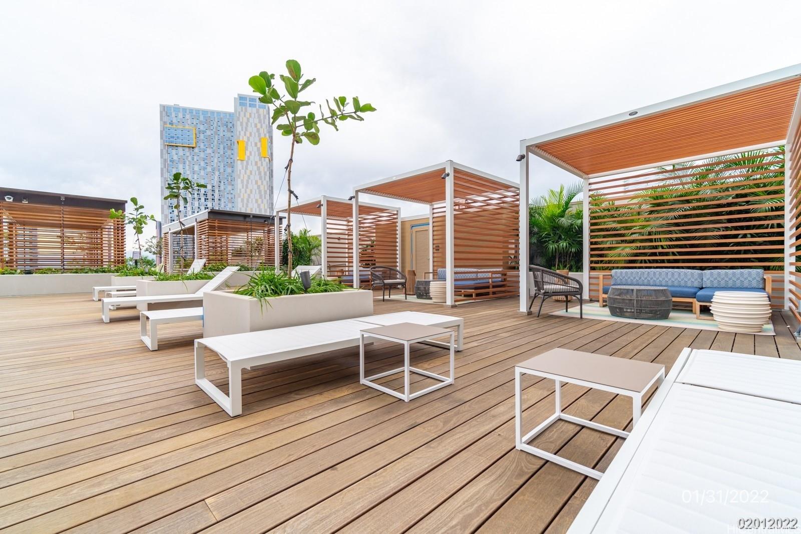 987 Queen St Honolulu - Rental - photo 19 of 21