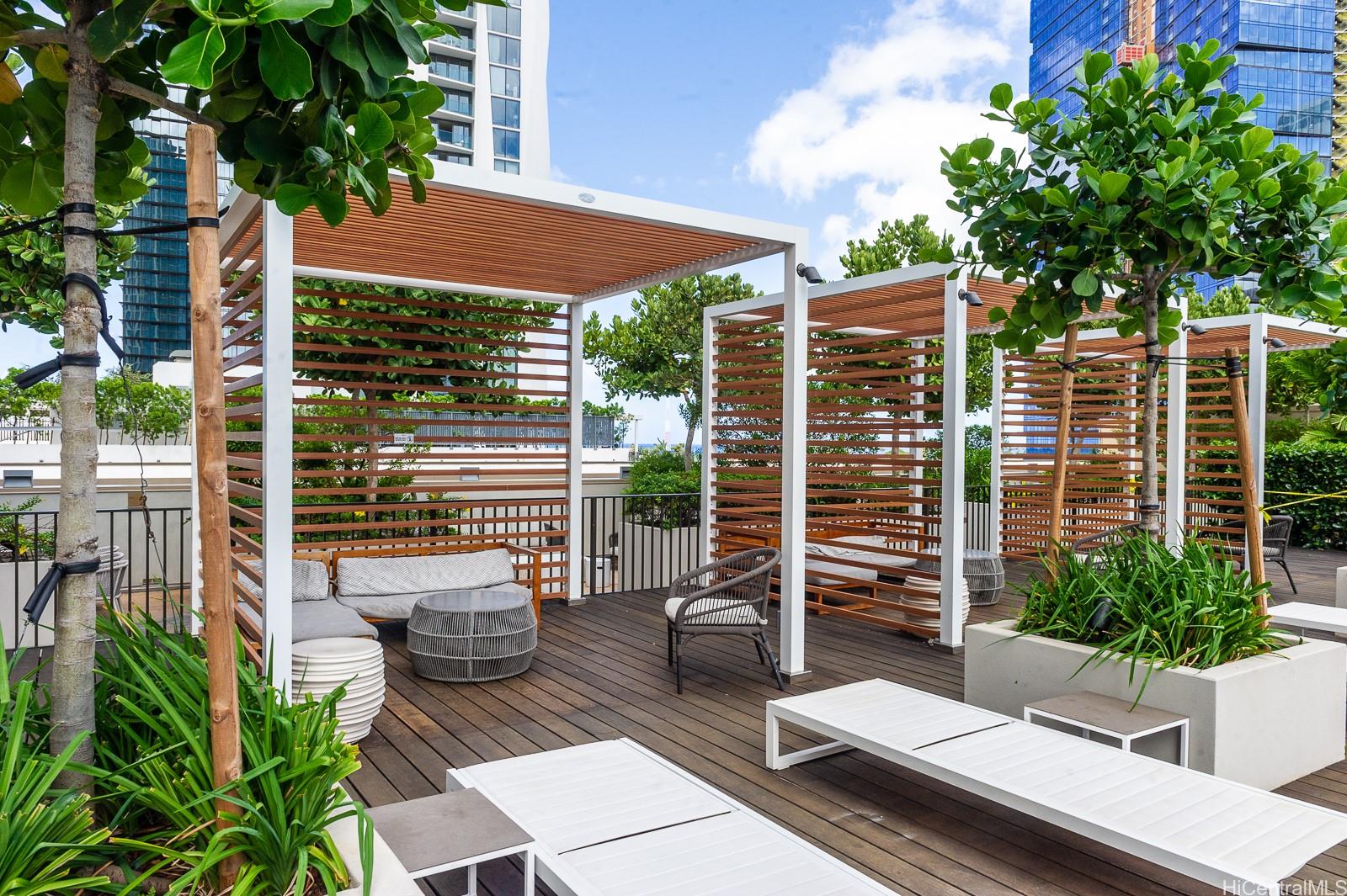 Aalii condo # 606, Honolulu, Hawaii - photo 10 of 13