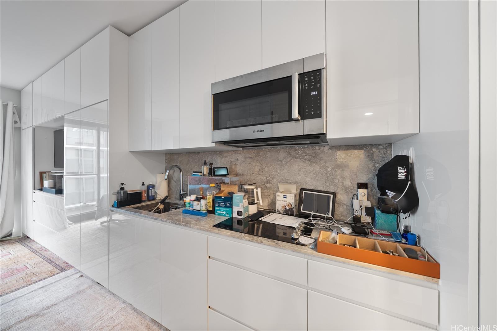 Aalii condo # 621, Honolulu, Hawaii - photo 5 of 18