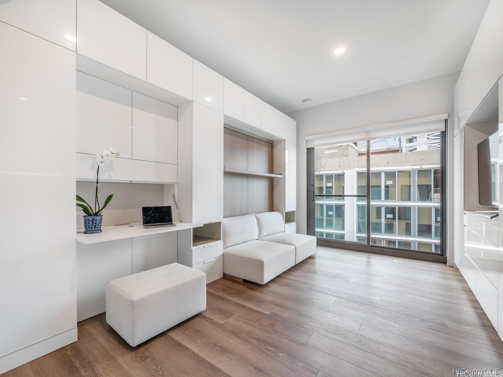 Aalii condo # 721, Honolulu, Hawaii - photo 2 of 23