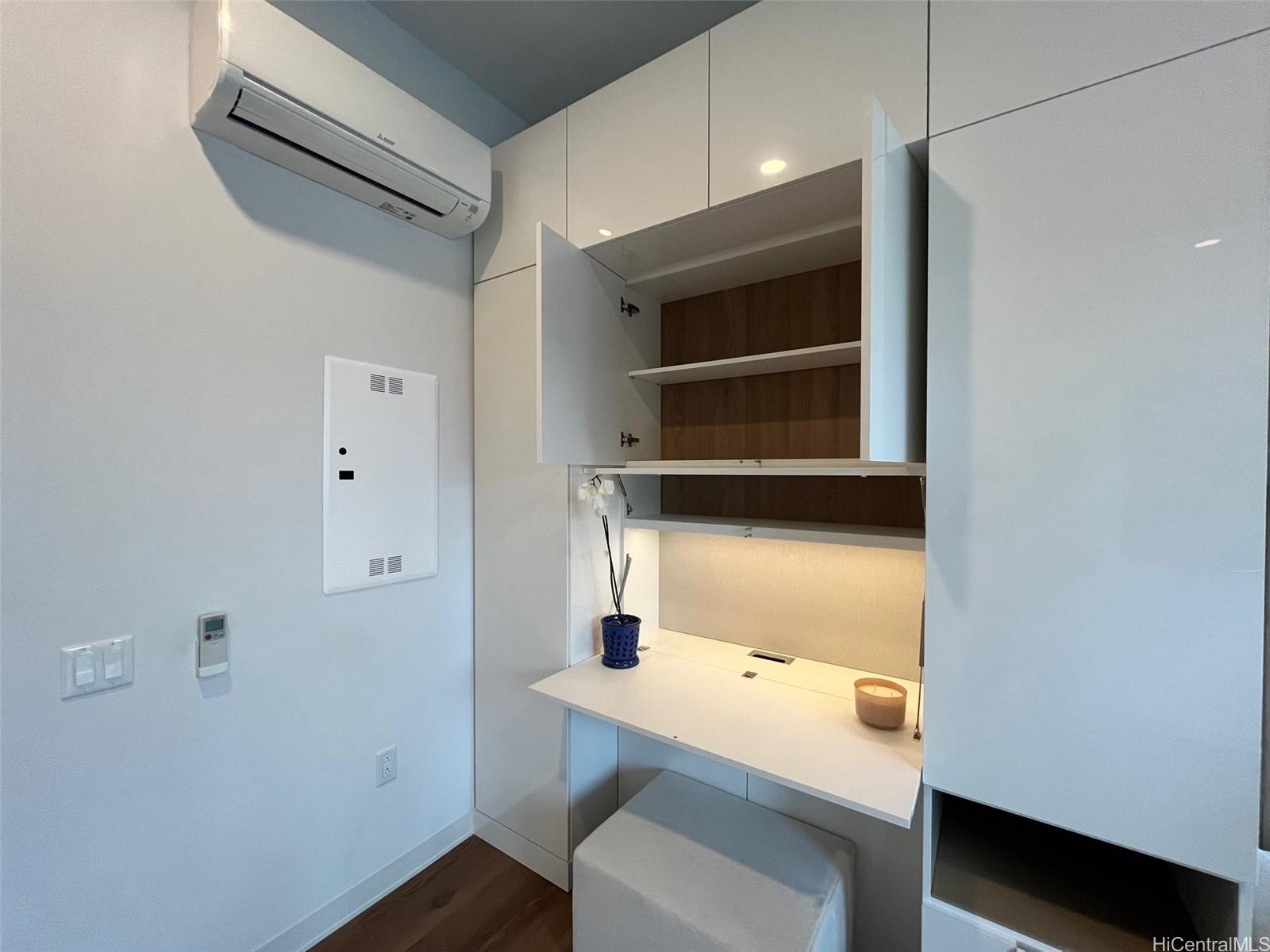 Aalii condo # 721, Honolulu, Hawaii - photo 11 of 23