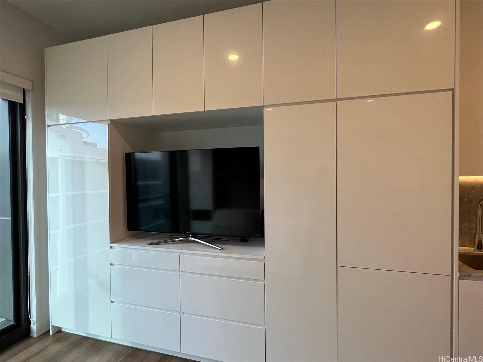 Aalii condo # 721, Honolulu, Hawaii - photo 12 of 23