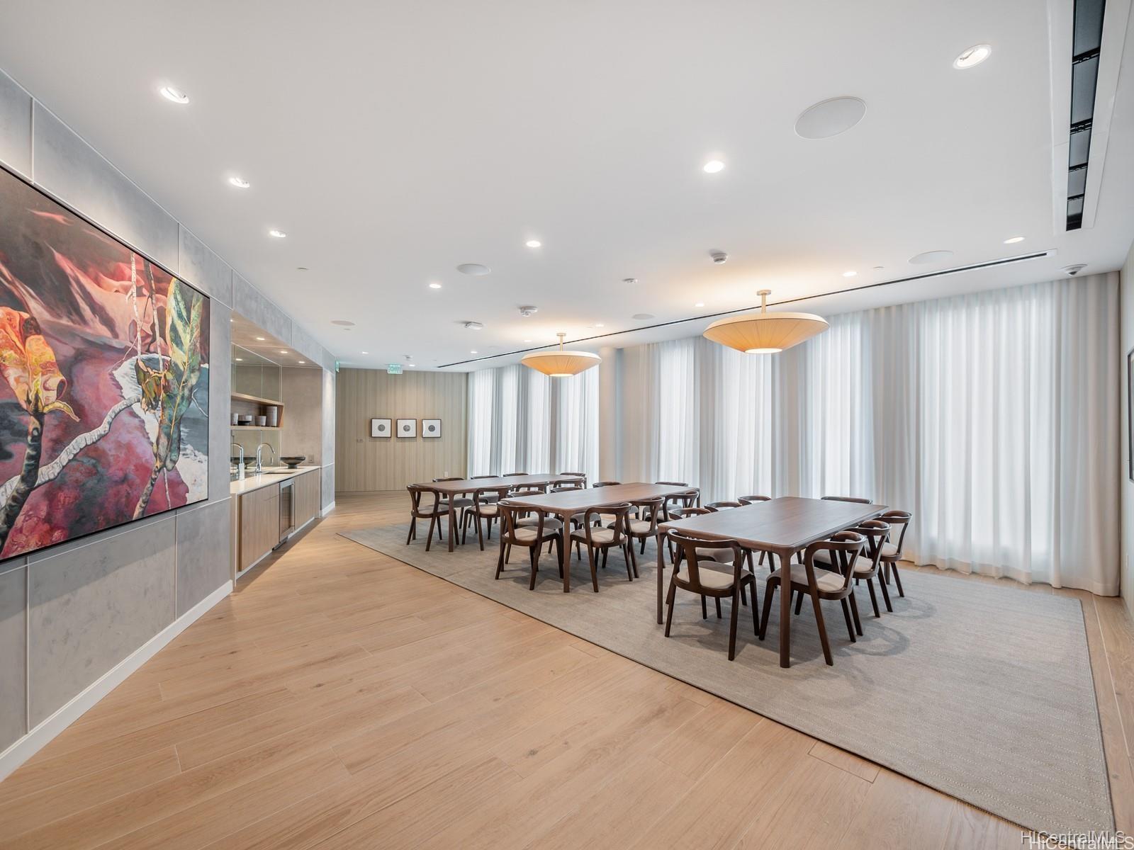 Aalii condo # 721, Honolulu, Hawaii - photo 21 of 23