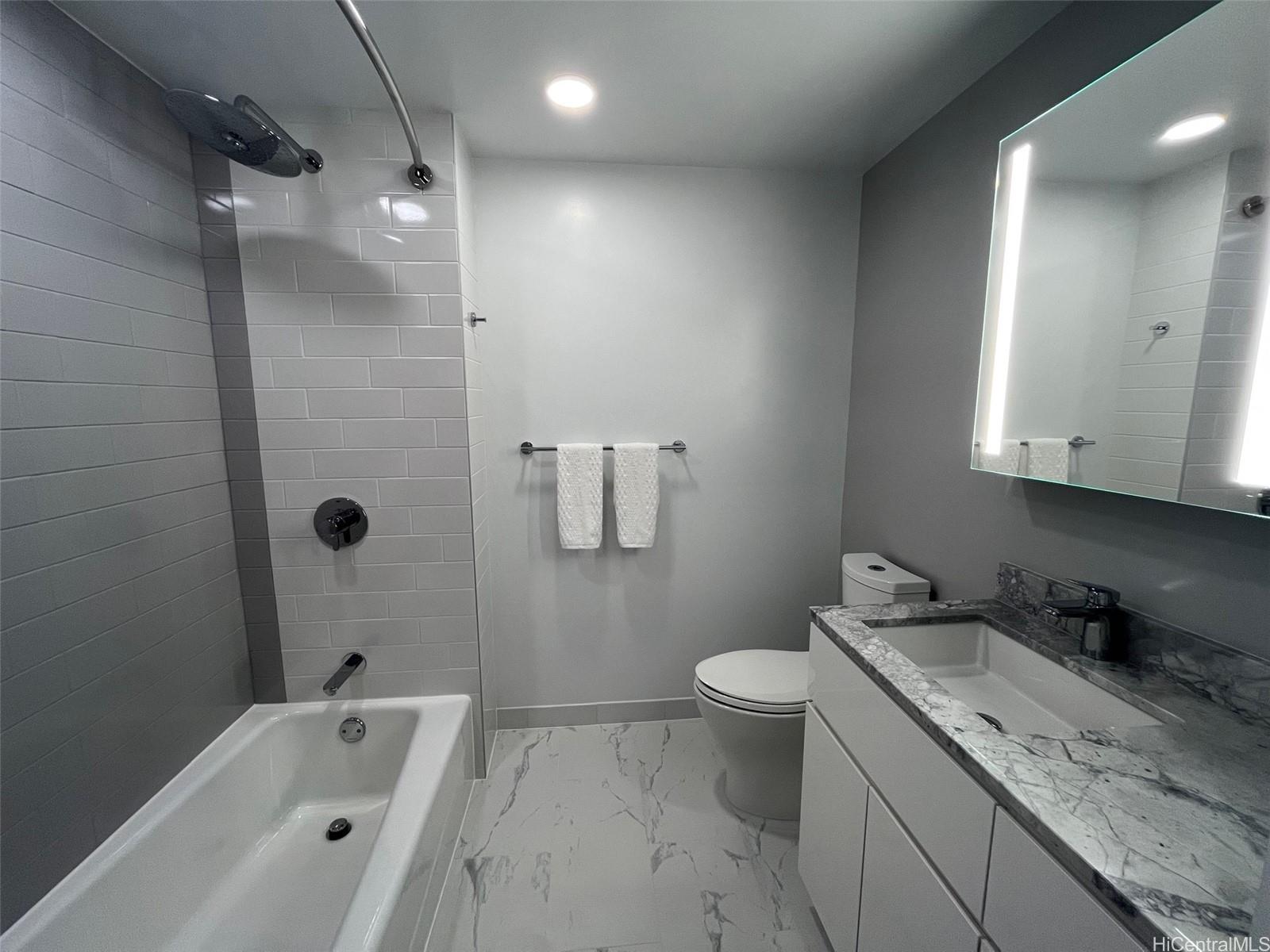 Aalii condo # 721, Honolulu, Hawaii - photo 10 of 23