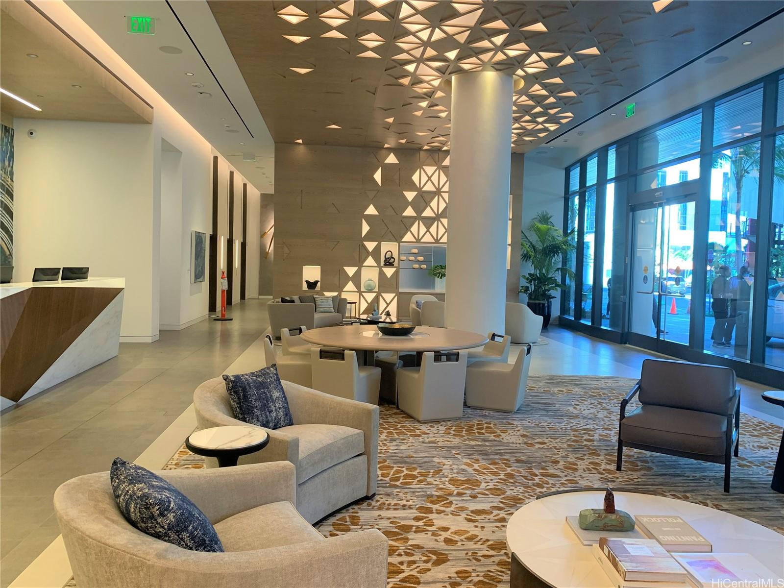 987 Queen St Honolulu - Rental - photo 12 of 24