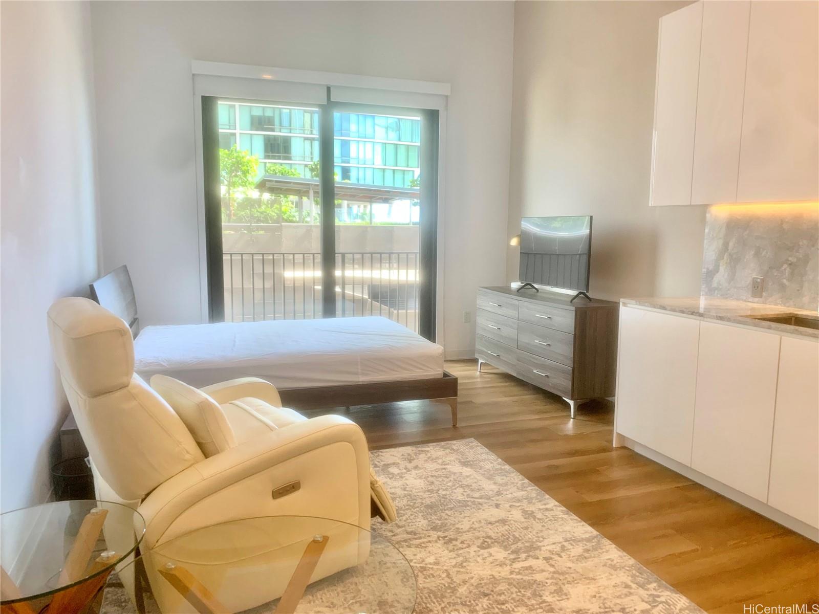 Aalii condo # 808, Honolulu, Hawaii - photo 7 of 22