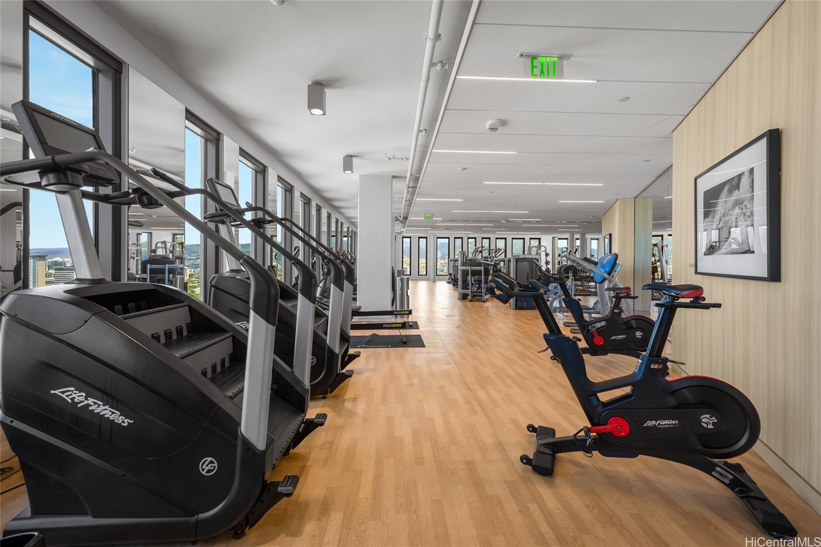 Aalii condo # 814, Honolulu, Hawaii - photo 15 of 16