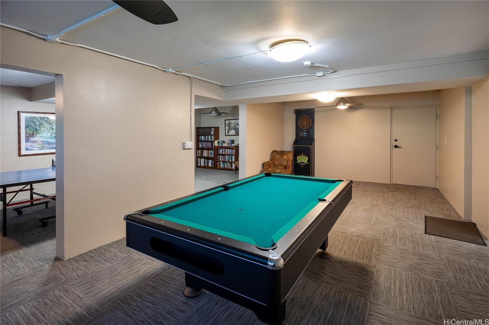 Colonnade on the Greens condo # 1-402, Aiea, Hawaii - photo 14 of 21