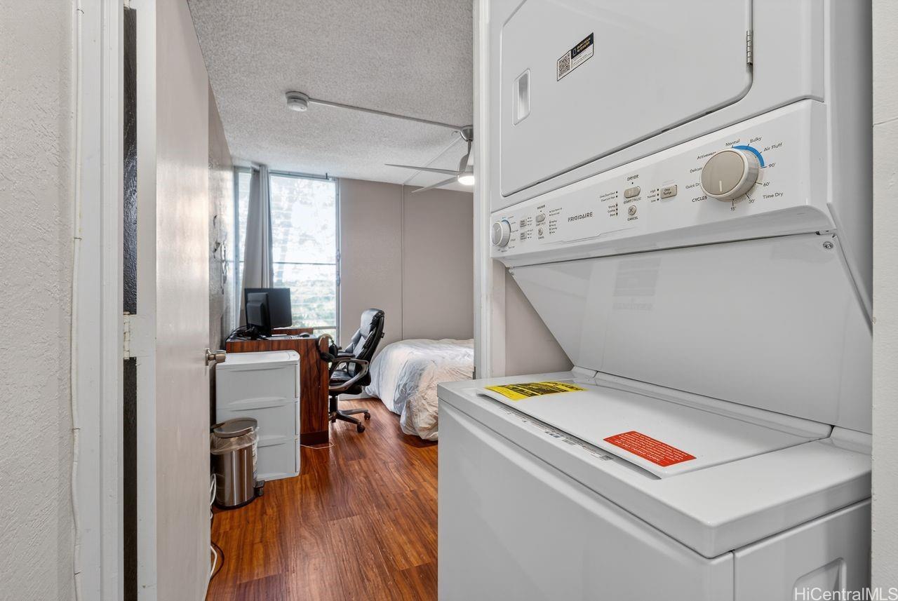 Colonnade on the Greens condo # 1-901, Aiea, Hawaii - photo 12 of 24