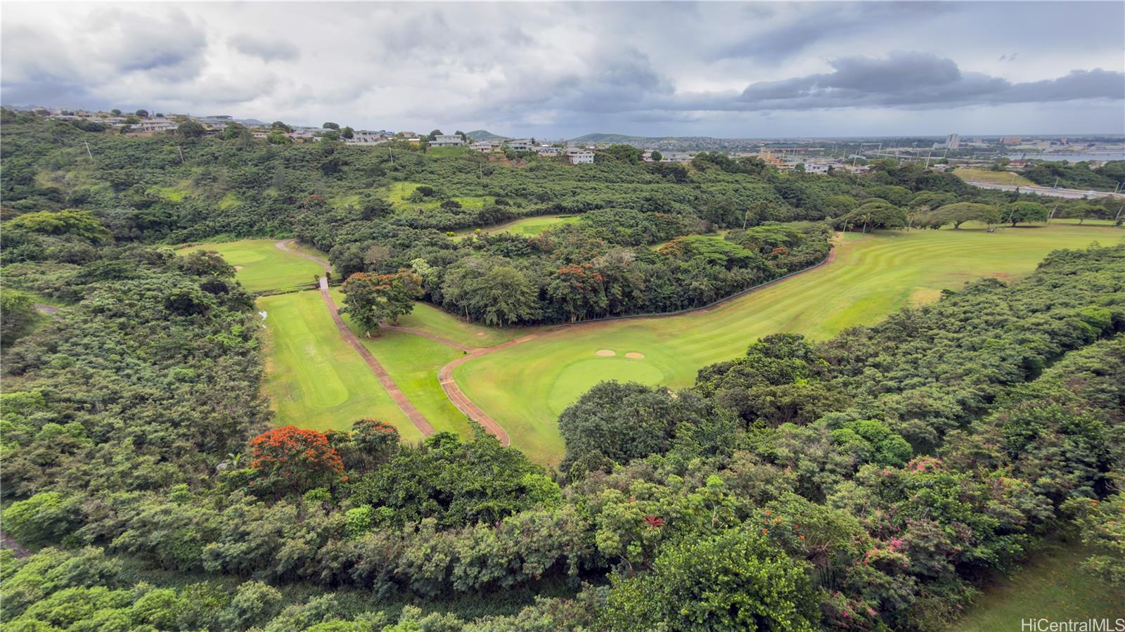Colonnade on the Greens condo # 2-1001, Aiea, Hawaii - photo 21 of 25
