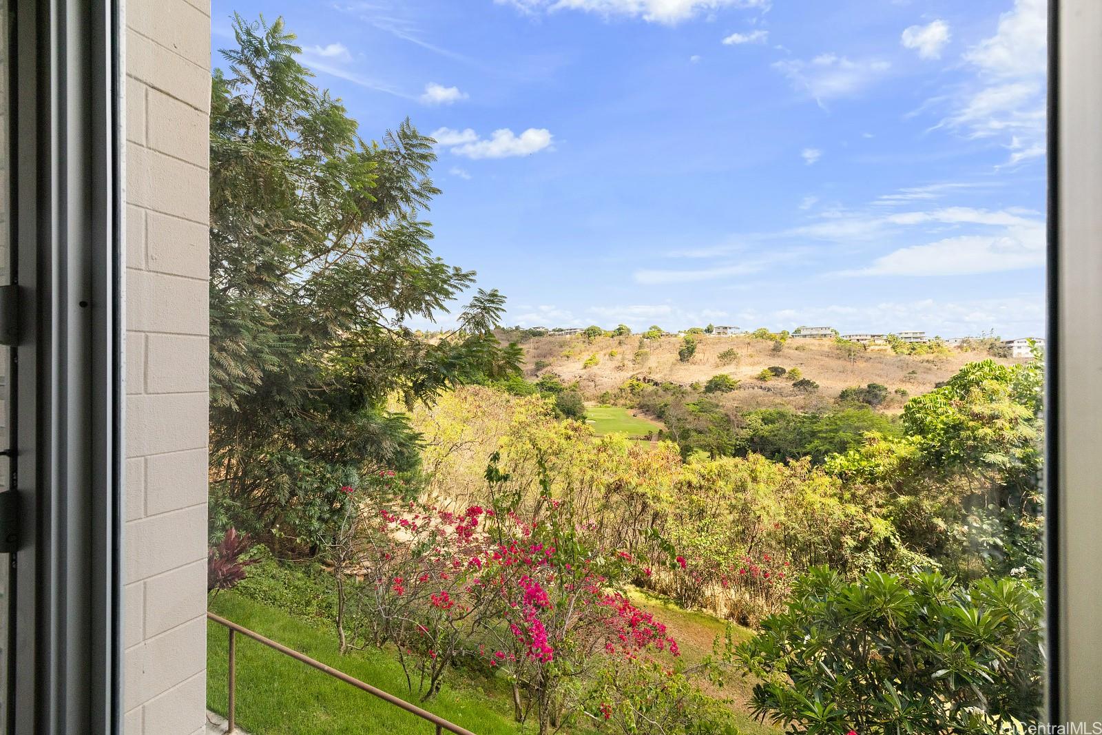 Colonnade on the Greens condo # 2102, Aiea, Hawaii - photo 19 of 25