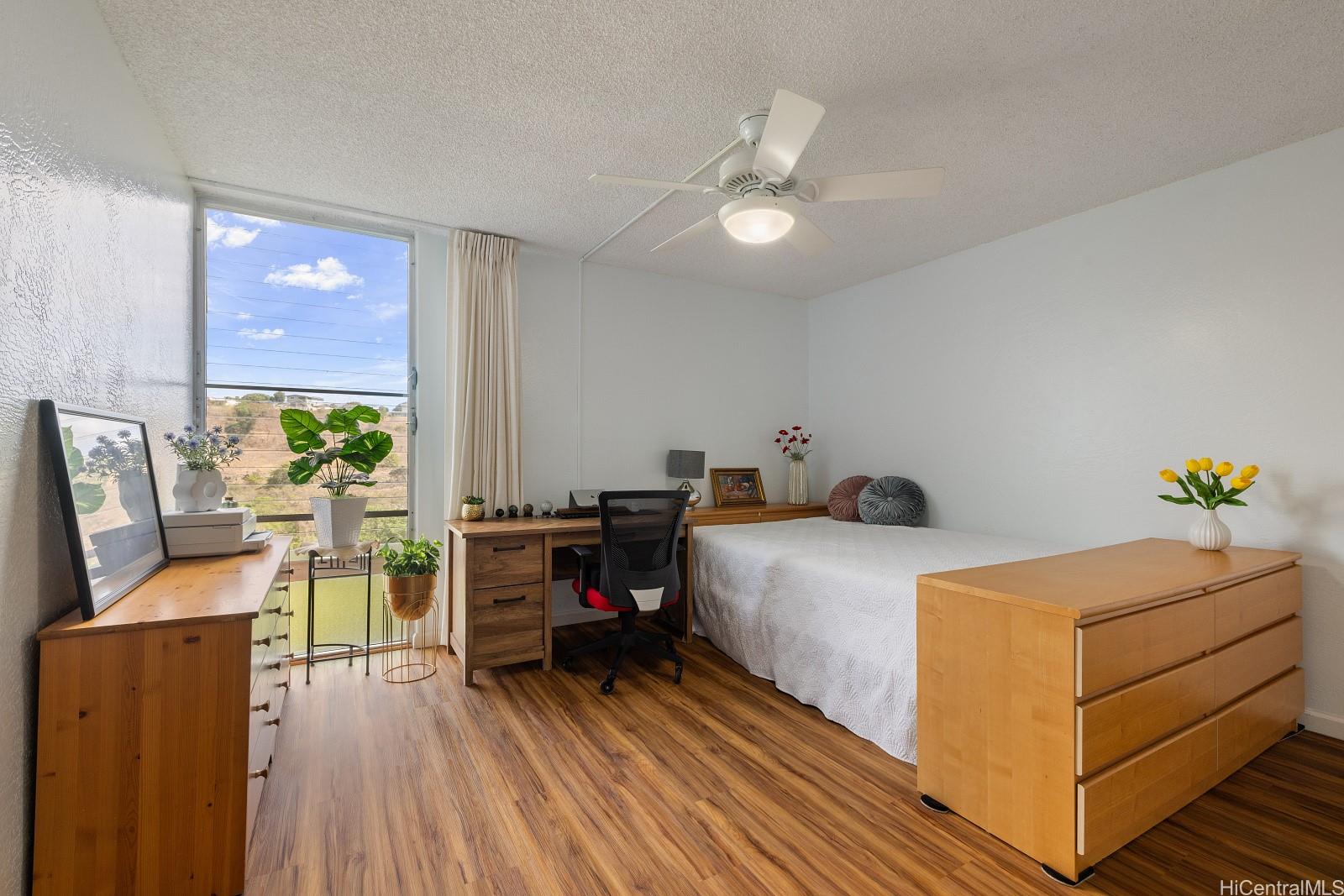 Colonnade on the Greens condo # 2102, Aiea, Hawaii - photo 10 of 25