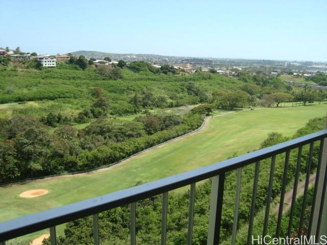 Colonnade on the Greens condo # 2804, Aiea, Hawaii - photo 7 of 9