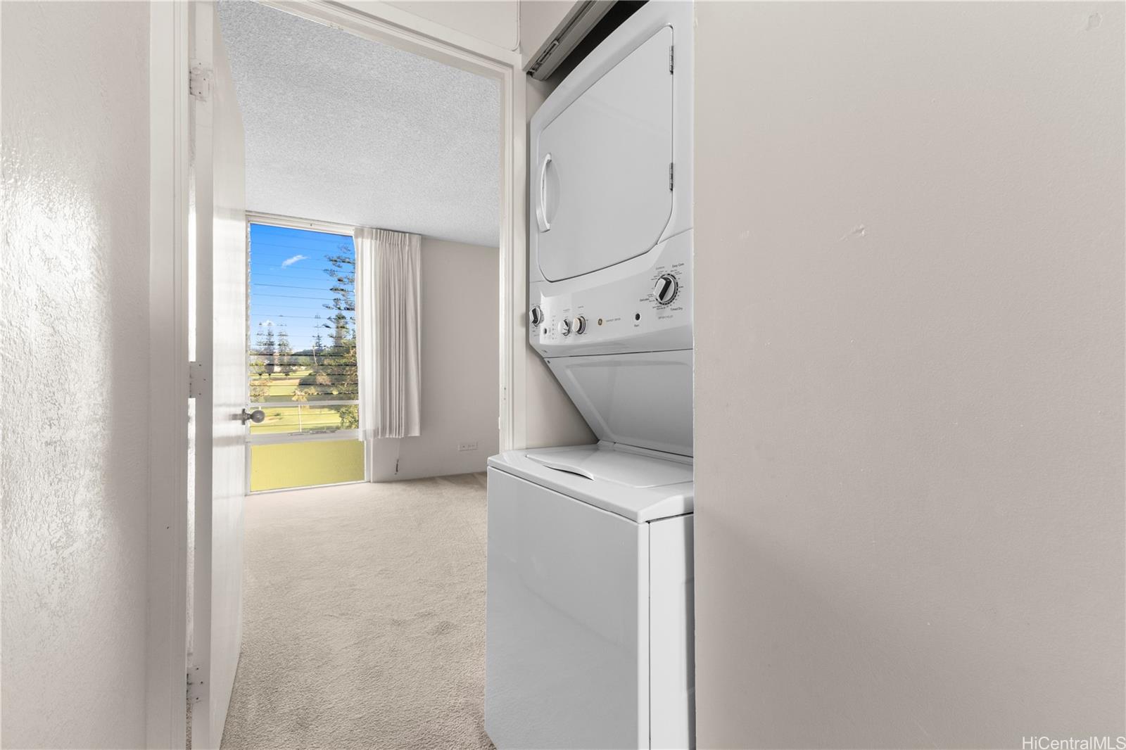 Colonnade on the Greens condo # 3-1103, Aiea, Hawaii - photo 15 of 25