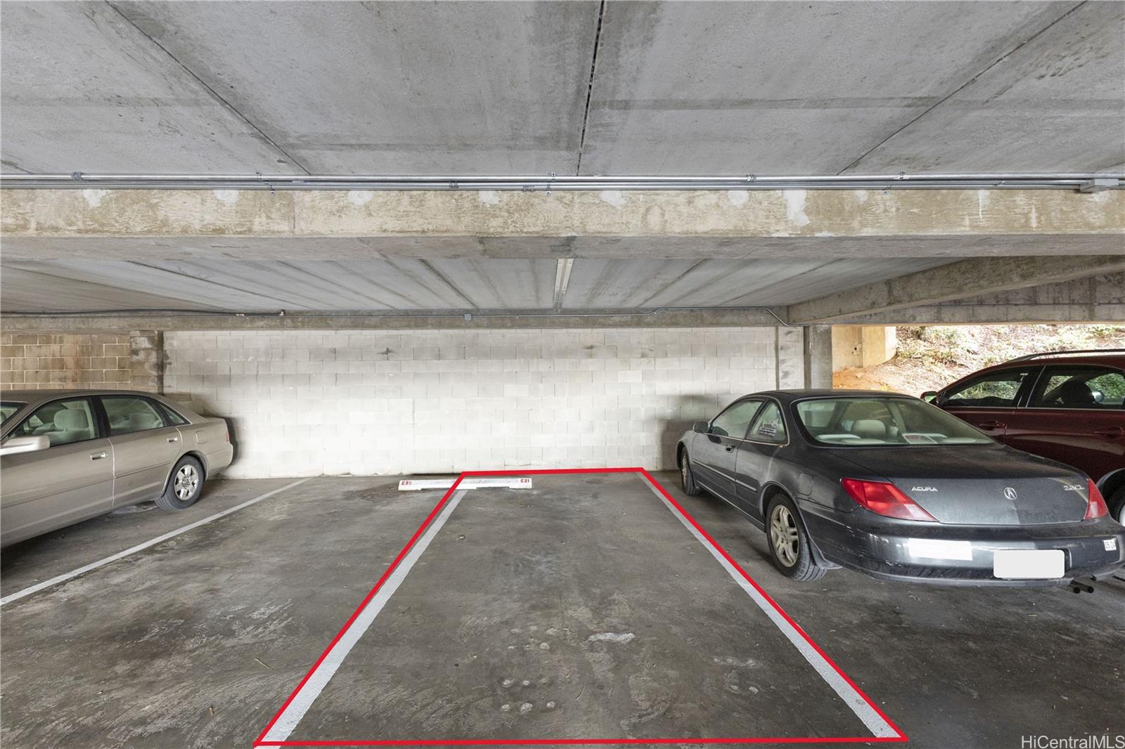 Colonnade on the Greens condo # 3-1103, Aiea, Hawaii - photo 18 of 25