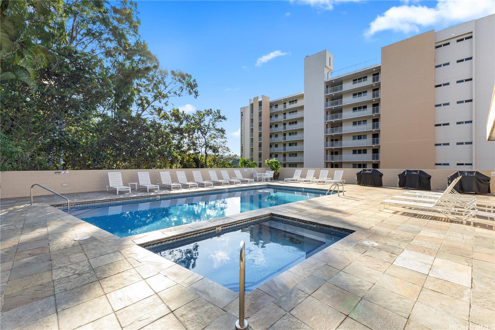 Colonnade on the Greens condo # 3-1103, Aiea, Hawaii - photo 21 of 25