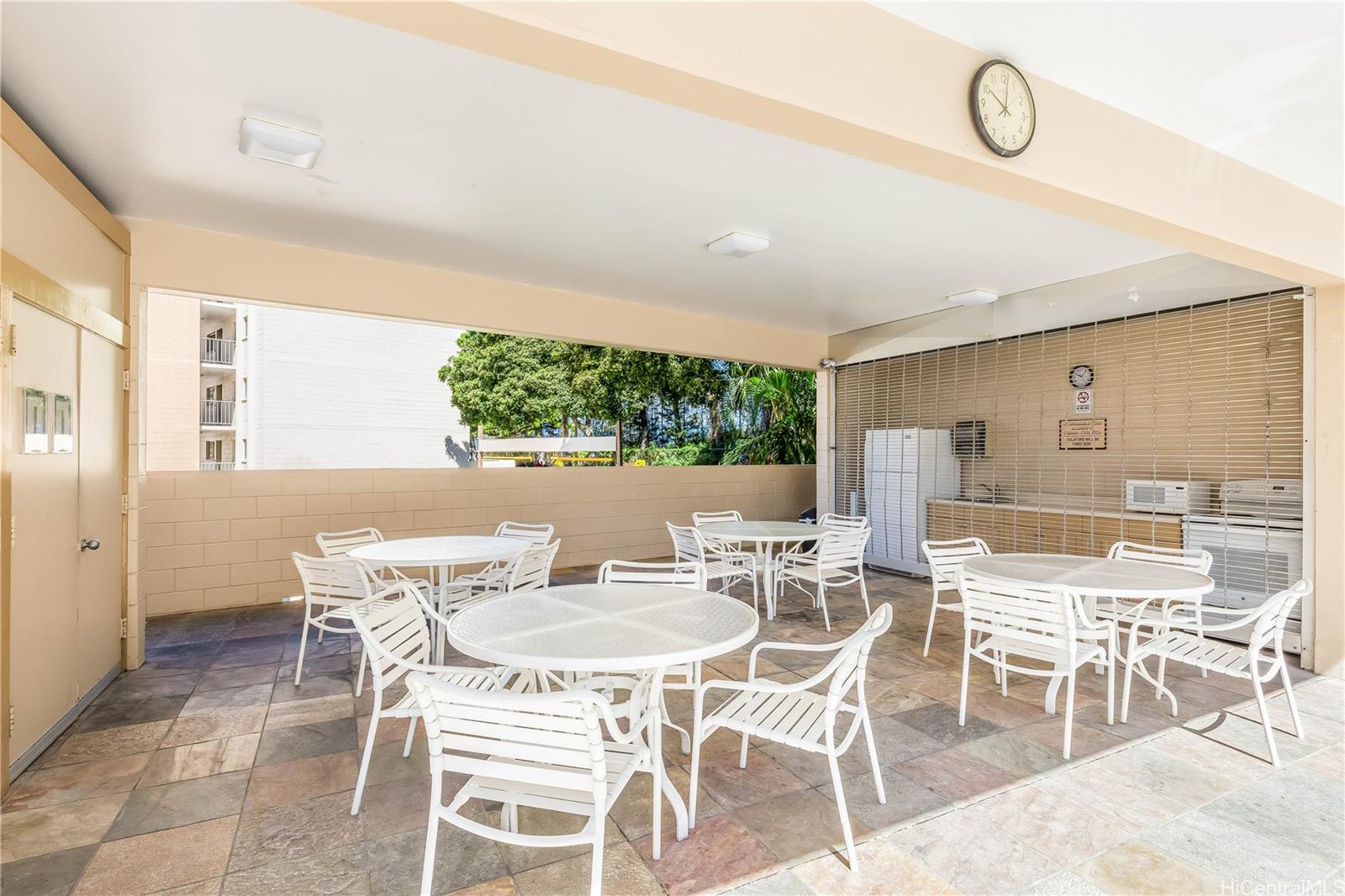 Colonnade on the Greens condo # 4/1501, Aiea, Hawaii - photo 18 of 25