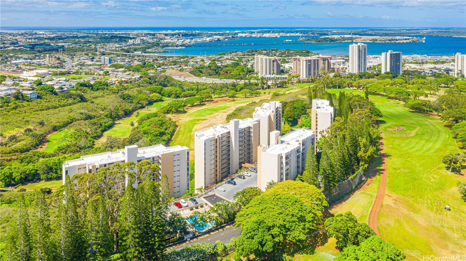 Colonnade on the Greens condo # 4/1501, Aiea, Hawaii - photo 25 of 25