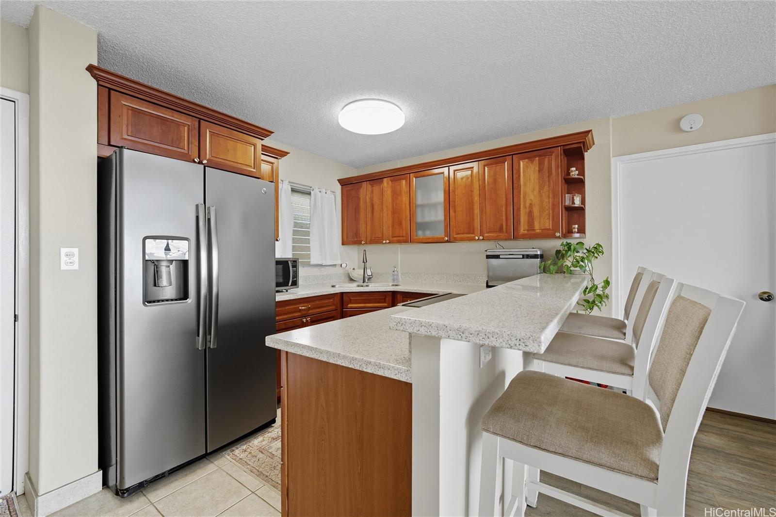 Colonnade on the Greens condo # 4703, Aiea, Hawaii - photo 9 of 24