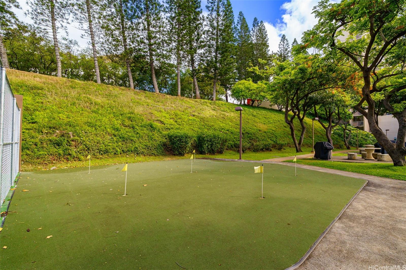 Colonnade on the Greens condo # 5/1101, Aiea, Hawaii - photo 19 of 25