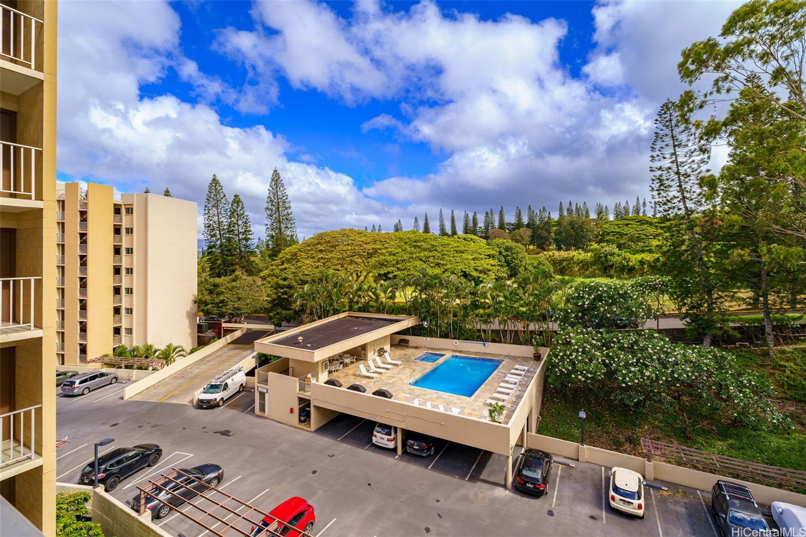 Colonnade on the Greens condo # 5/1101, Aiea, Hawaii - photo 23 of 25