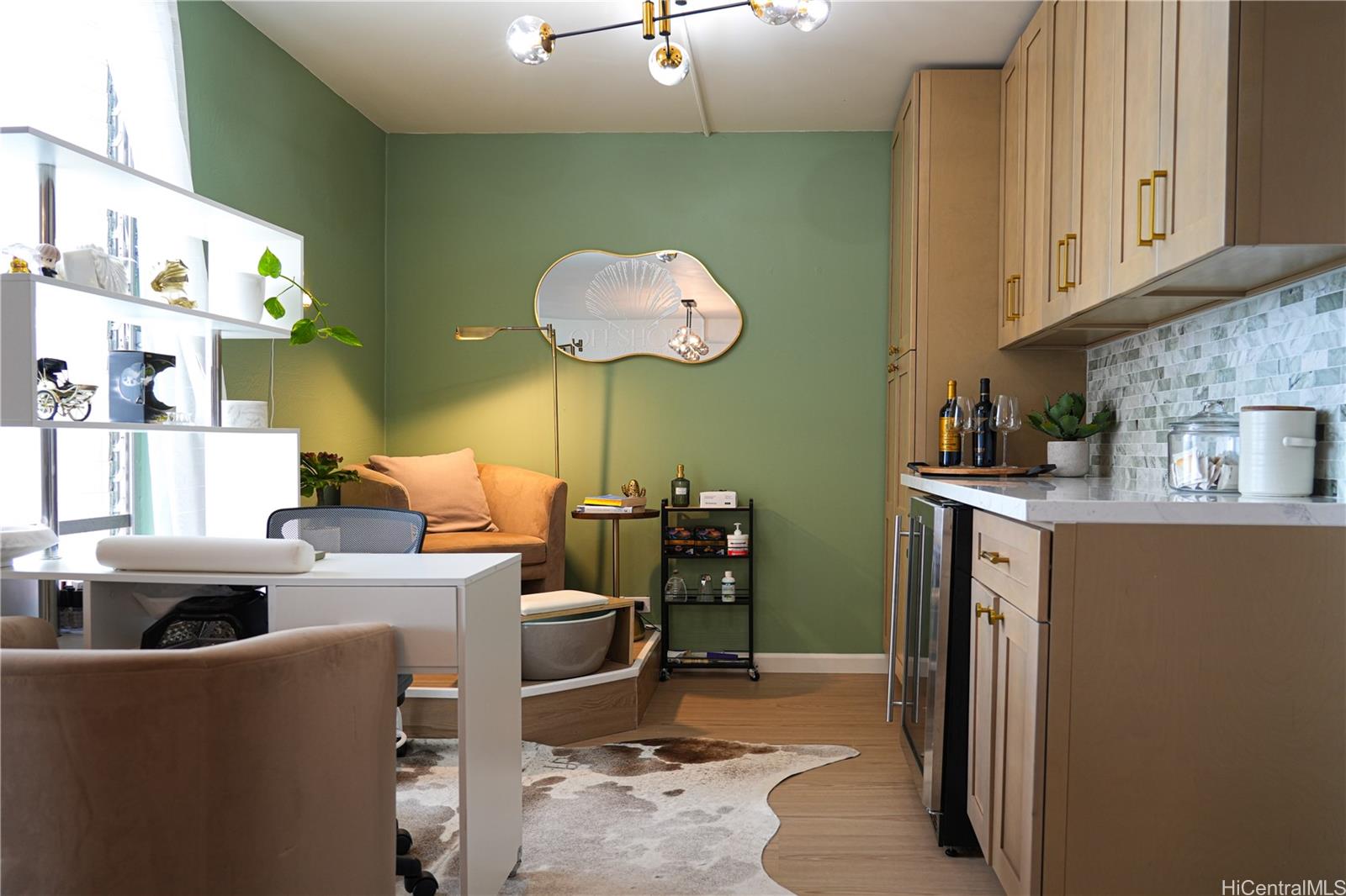 Colonnade on the Greens condo # 5/1105, Aiea, Hawaii - photo 2 of 20