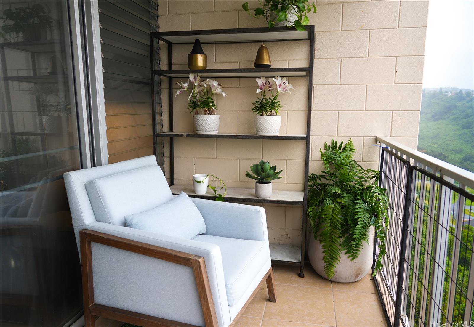 Colonnade on the Greens condo # 5/1105, Aiea, Hawaii - photo 15 of 20