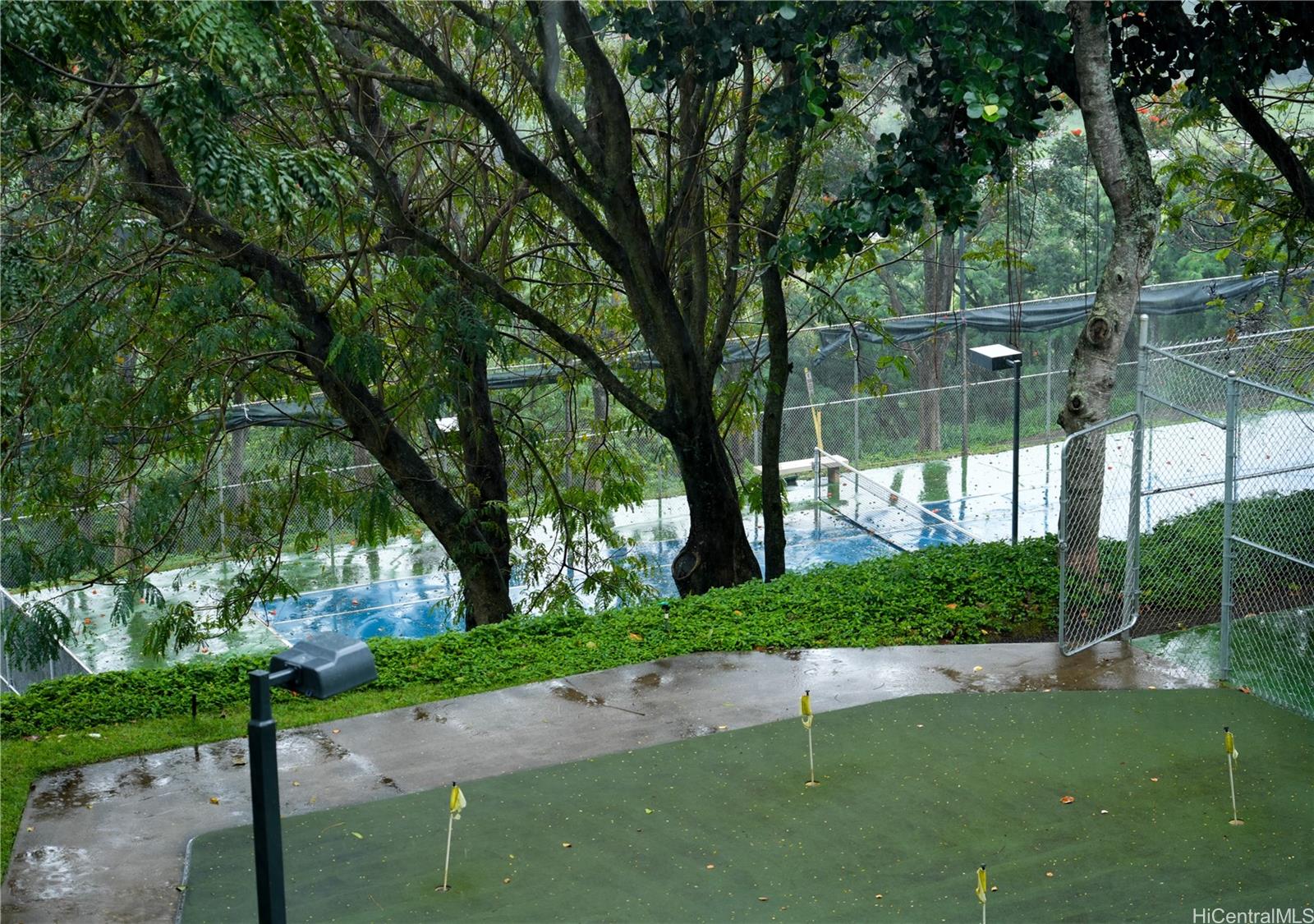Colonnade on the Greens condo # 5/1105, Aiea, Hawaii - photo 20 of 20