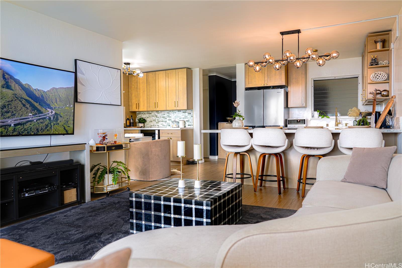 Colonnade on the Greens condo # 5/1105, Aiea, Hawaii - photo 4 of 20