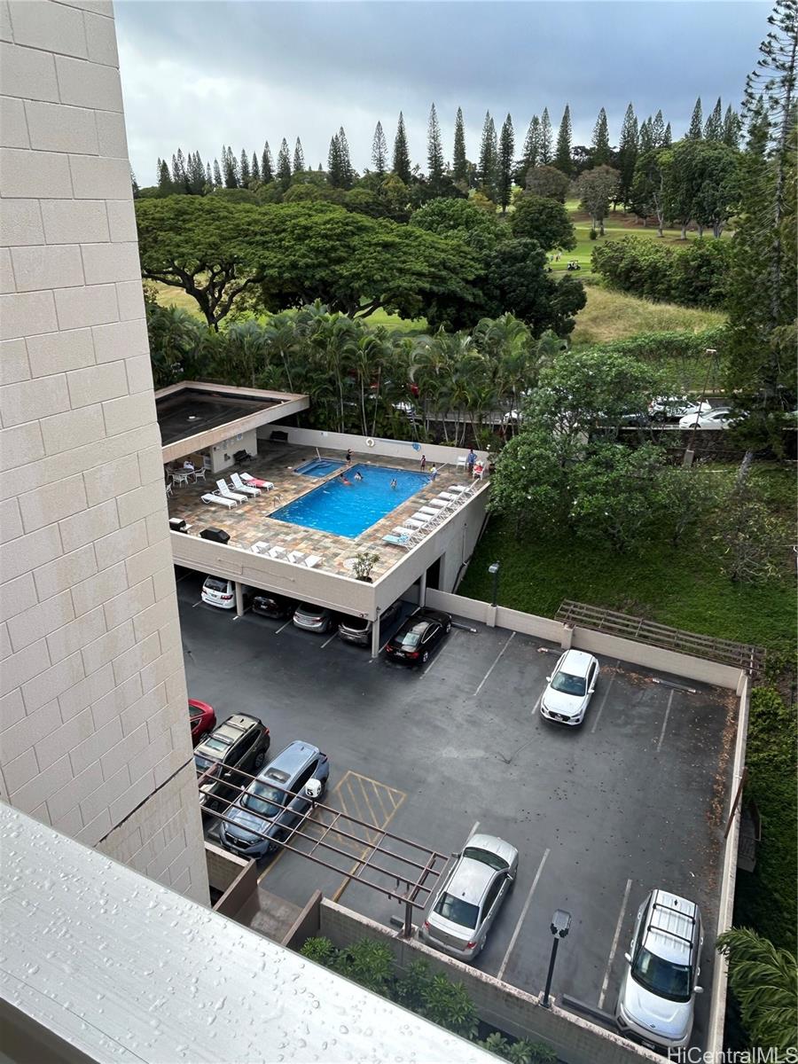 Colonnade on the Greens condo # 5-1404, Aiea, Hawaii - photo 11 of 17