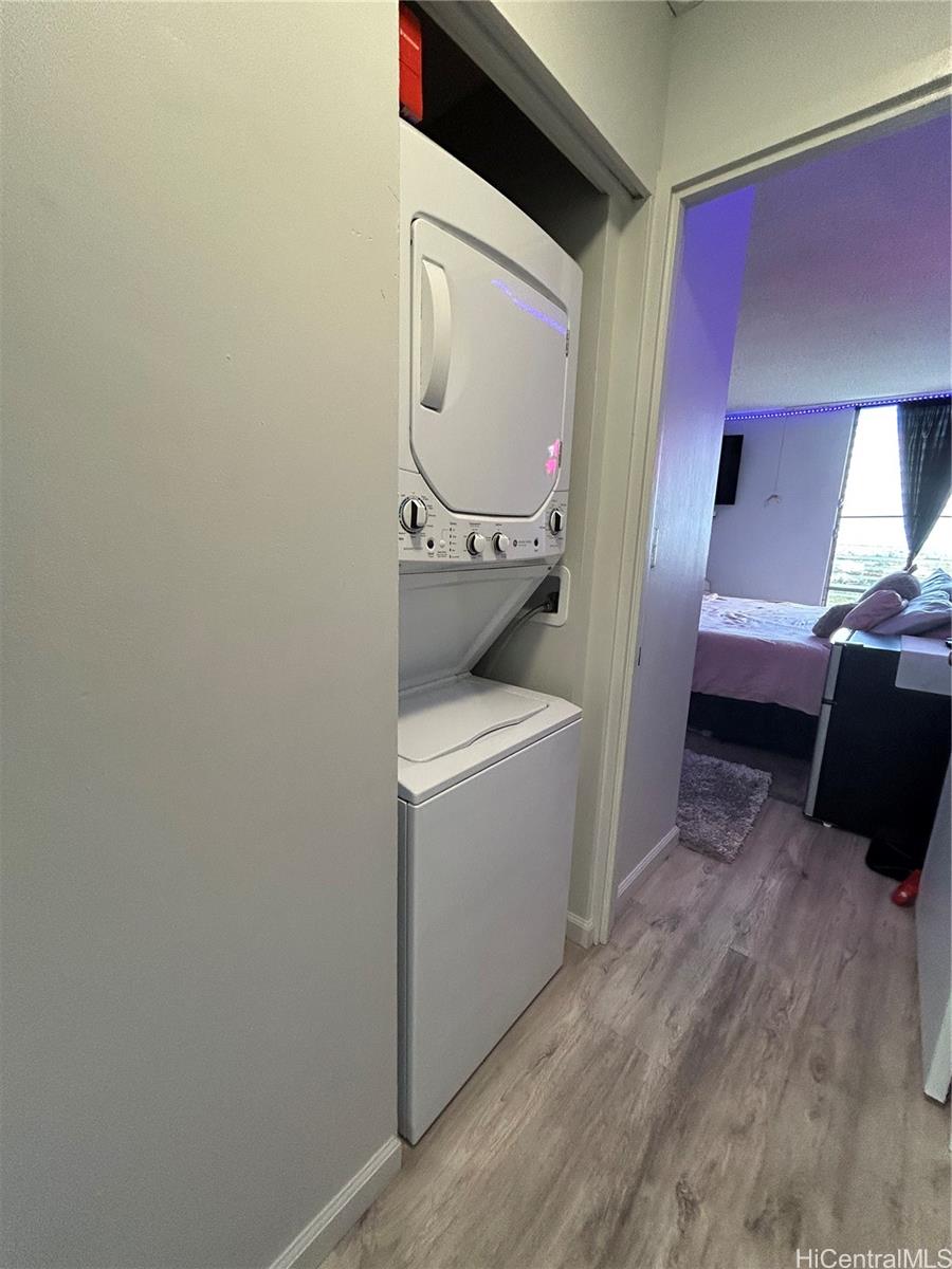 Colonnade on the Greens condo # 5-1404, Aiea, Hawaii - photo 9 of 17