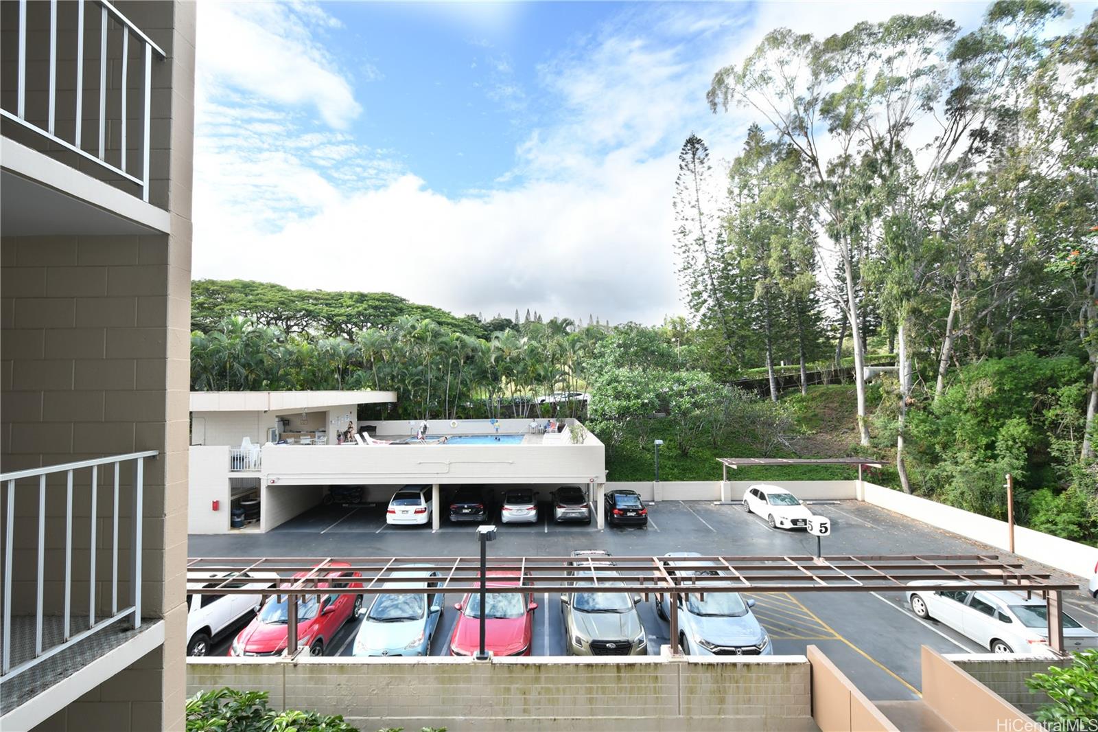 Colonnade on the Greens condo # 5/804, Aiea, Hawaii - photo 20 of 23
