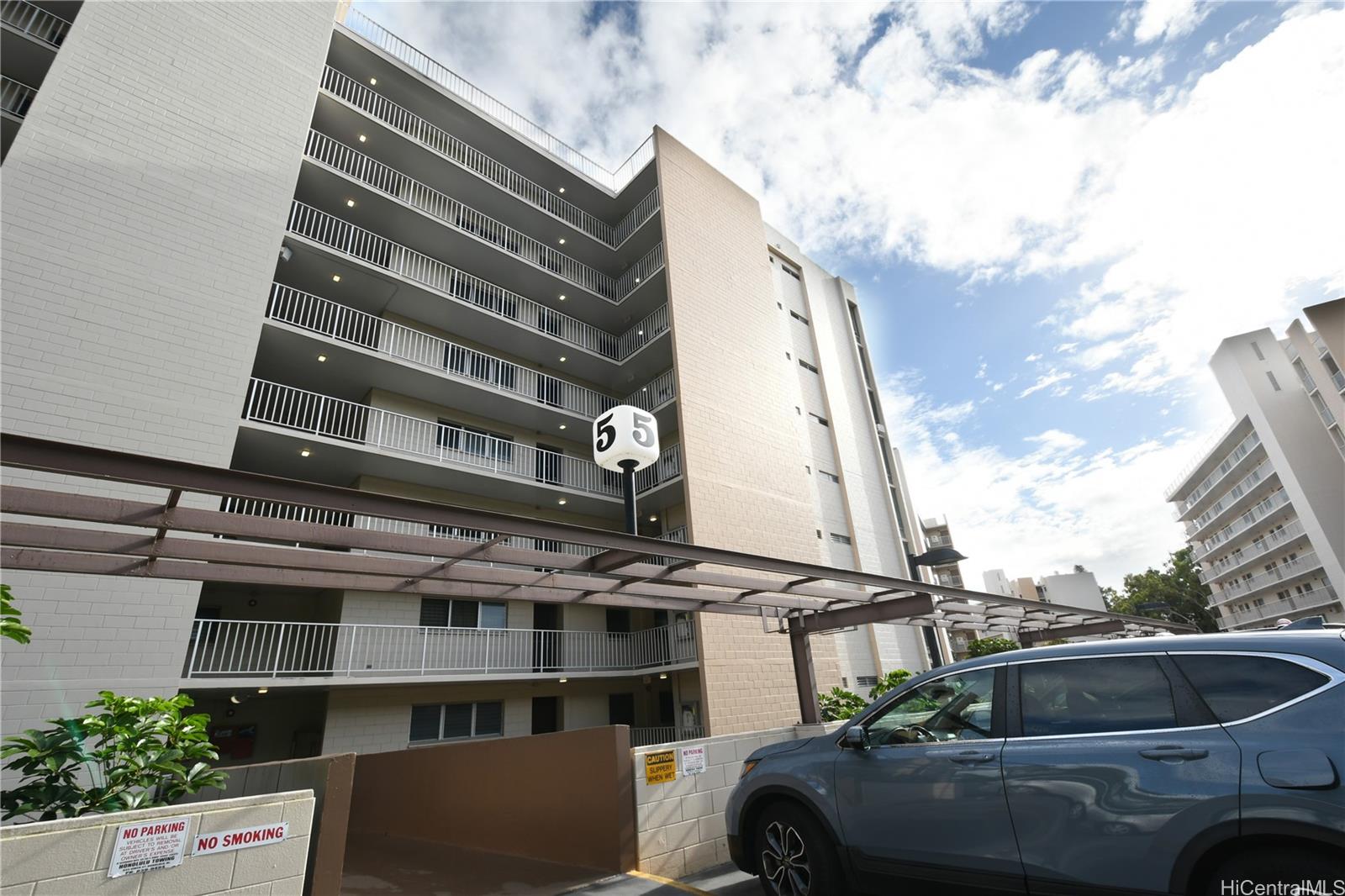 Colonnade on the Greens condo # 5/804, Aiea, Hawaii - photo 21 of 23