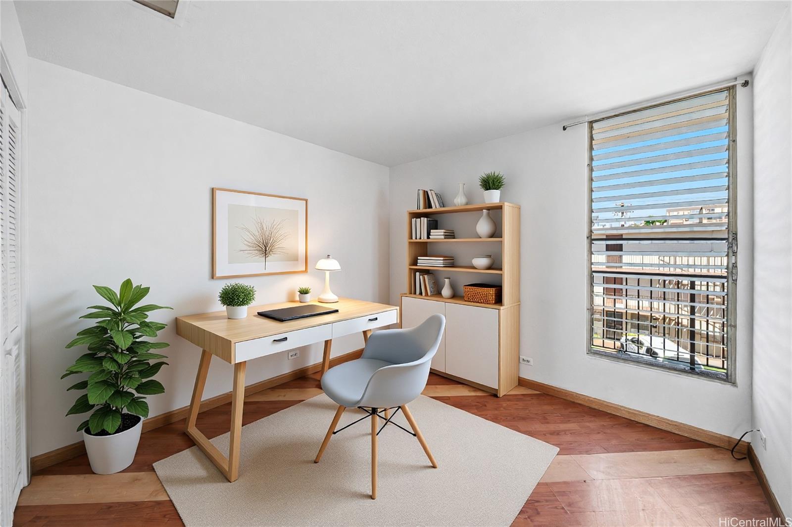 Pearl Ridge Terraces condo # 311, Aiea, Hawaii - photo 4 of 25