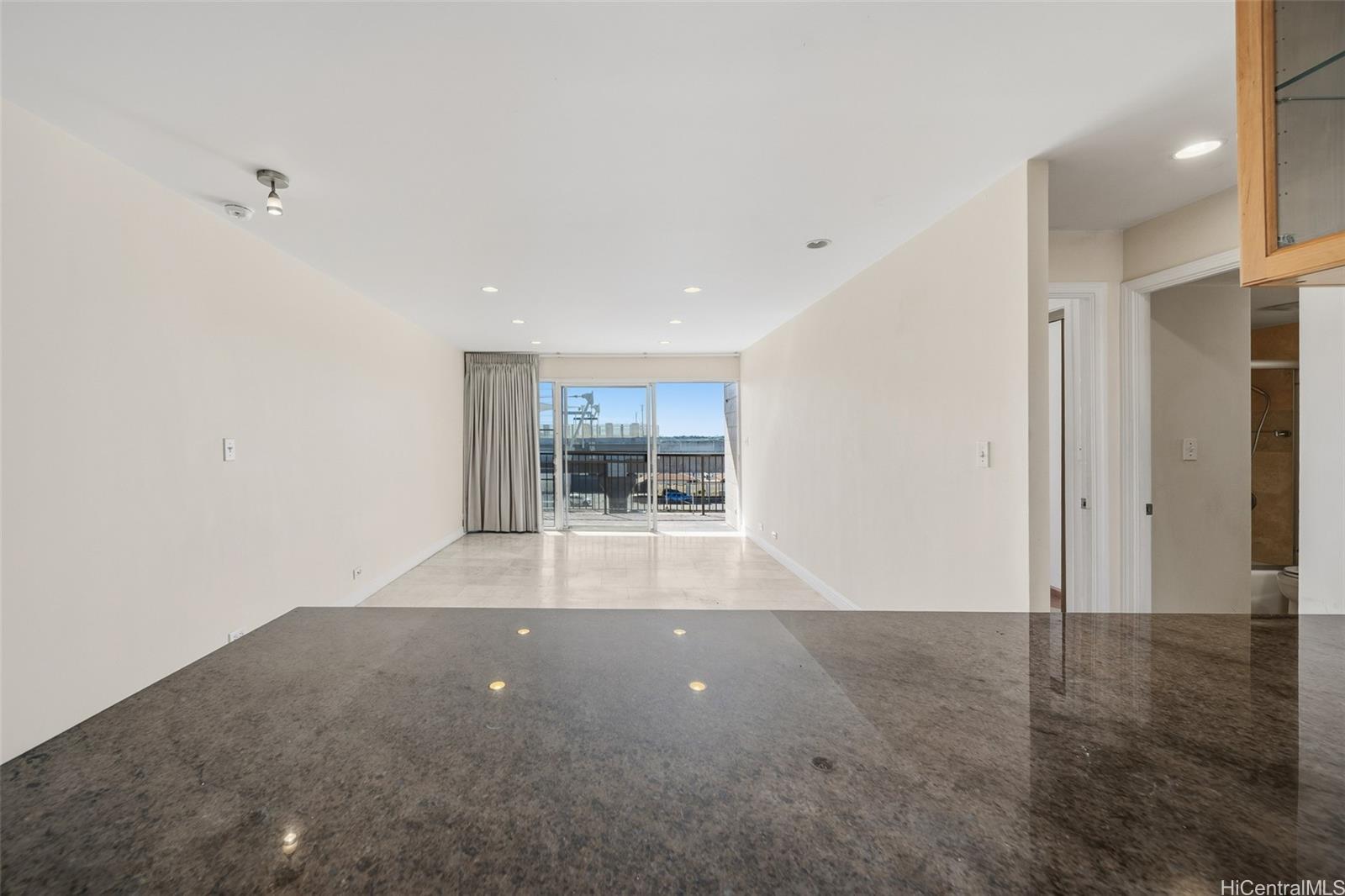 Pearl Ridge Terraces condo # 311, Aiea, Hawaii - photo 9 of 25