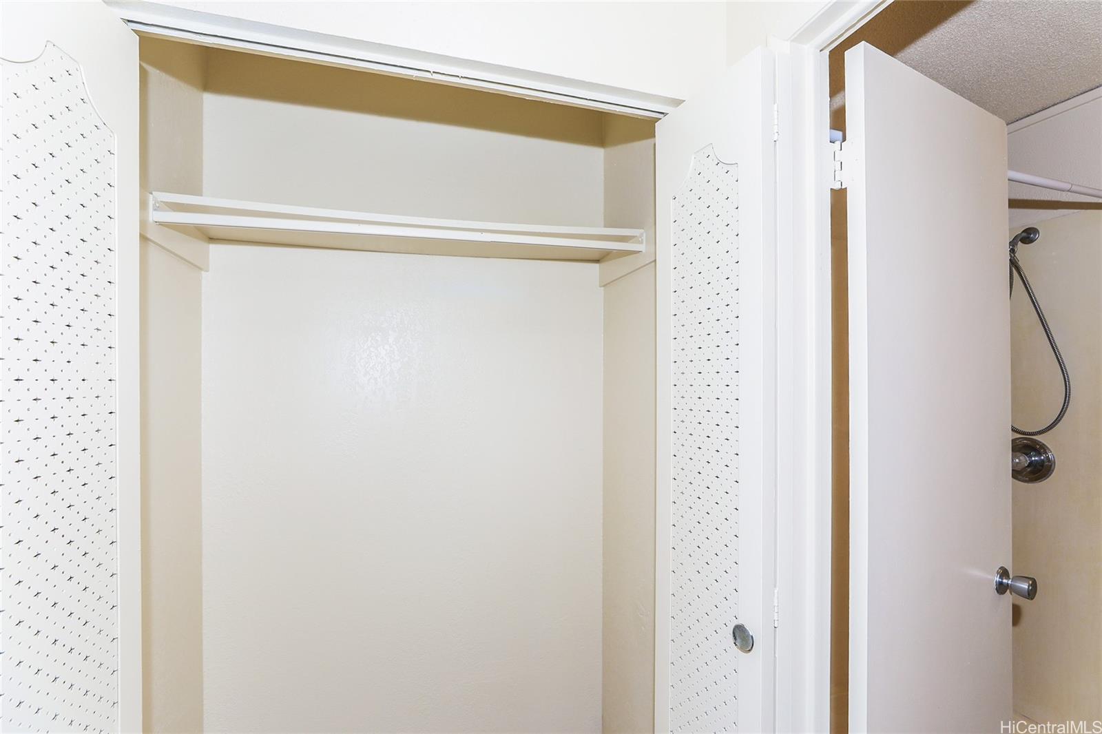 98-733 Kaonohi St Aiea - Rental - photo 15 of 23