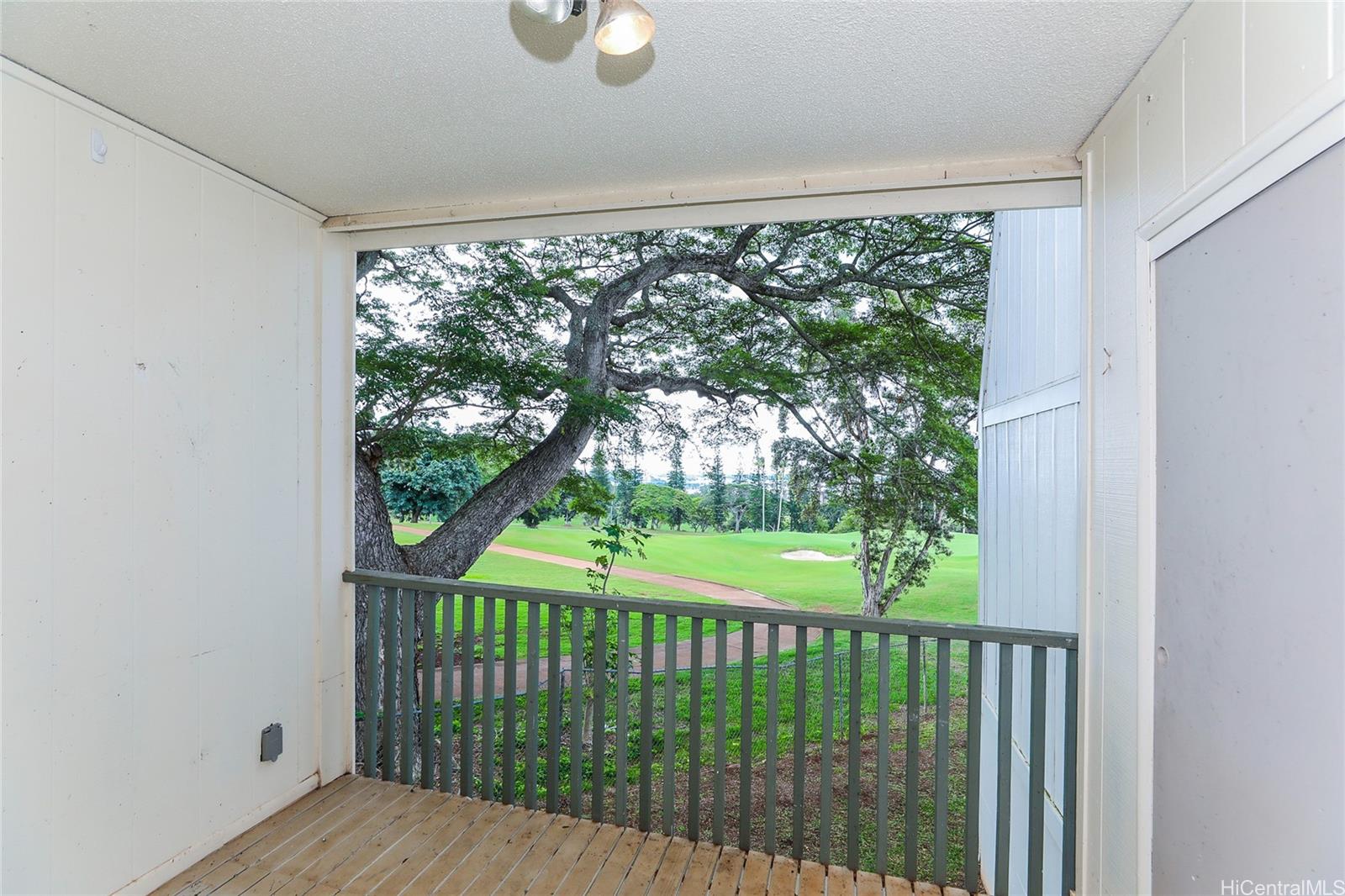 98-733 Kaonohi St Aiea - Rental - photo 10 of 23