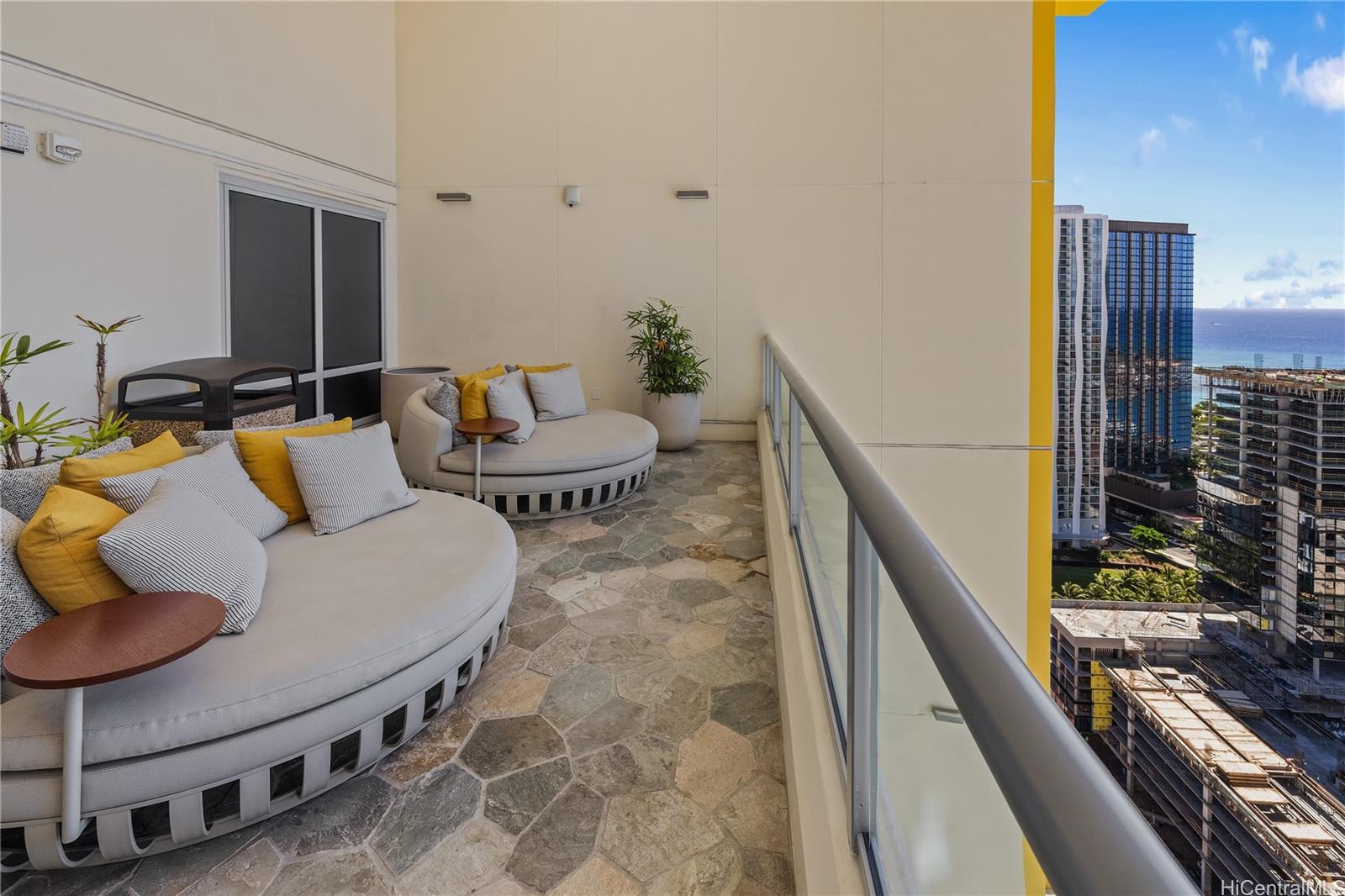 988 Halekauwila condo # 1202, Honolulu, Hawaii - photo 13 of 24