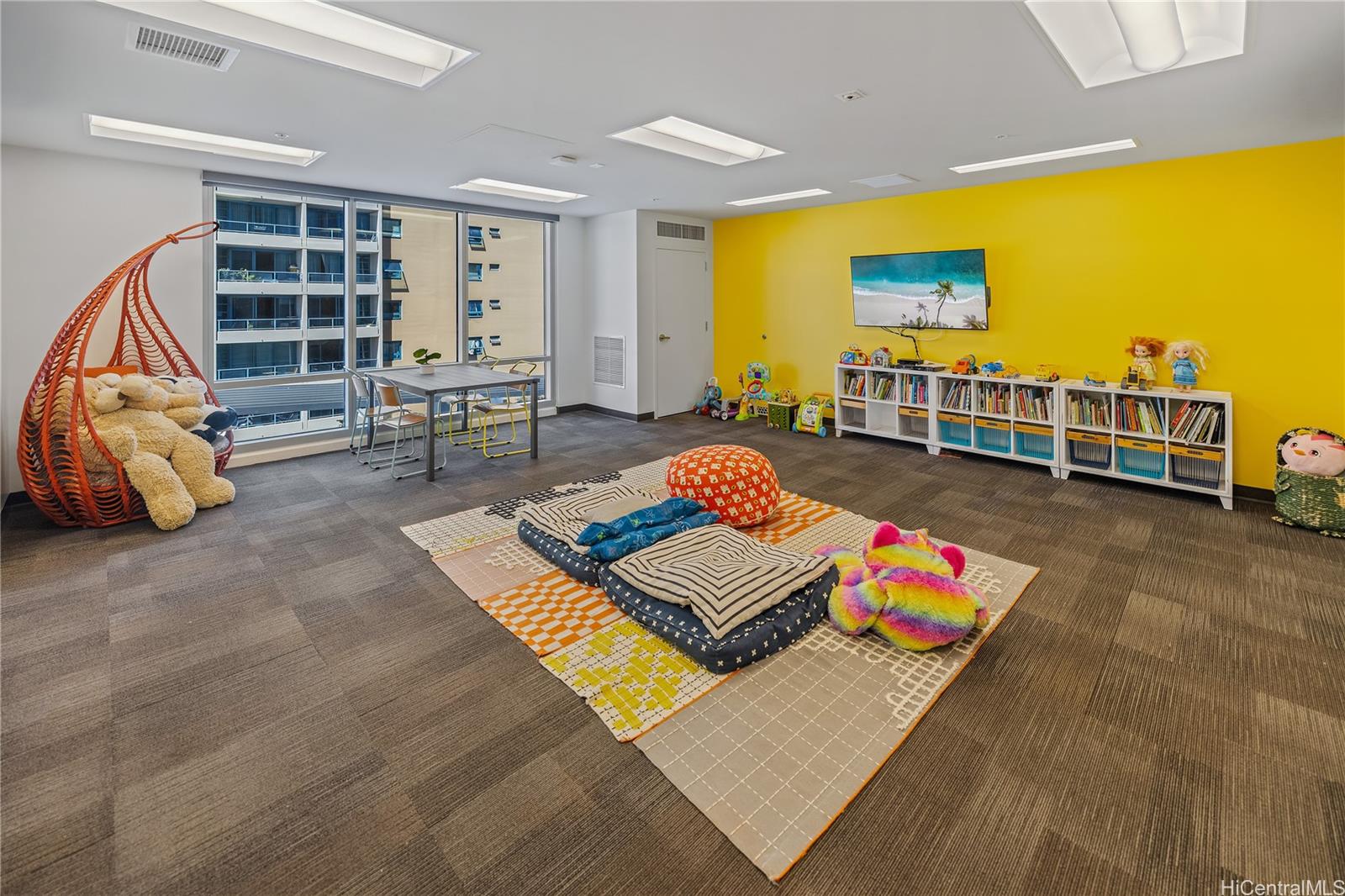 988 Halekauwila condo # 1202, Honolulu, Hawaii - photo 18 of 24