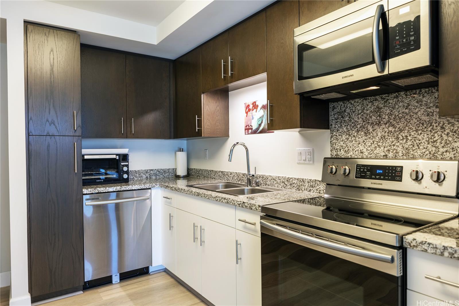 988 Halekauwila condo # 1202, Honolulu, Hawaii - photo 4 of 24