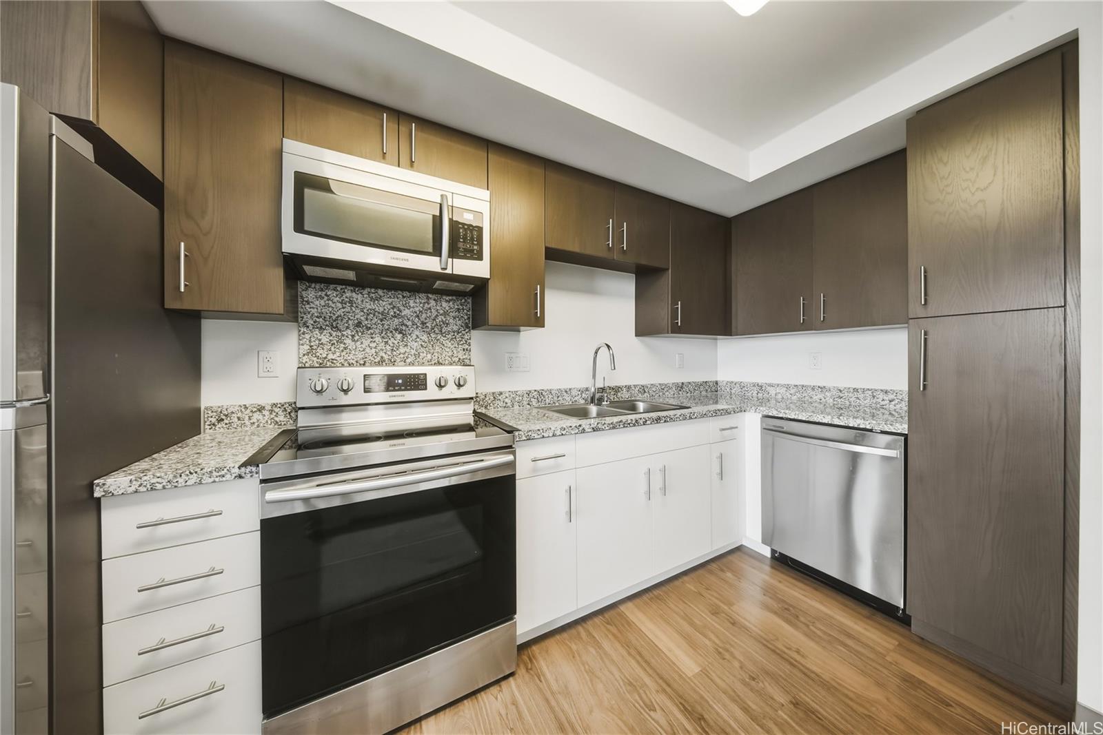 988 Halekauwila condo # 1712, Honolulu, Hawaii - photo 4 of 14