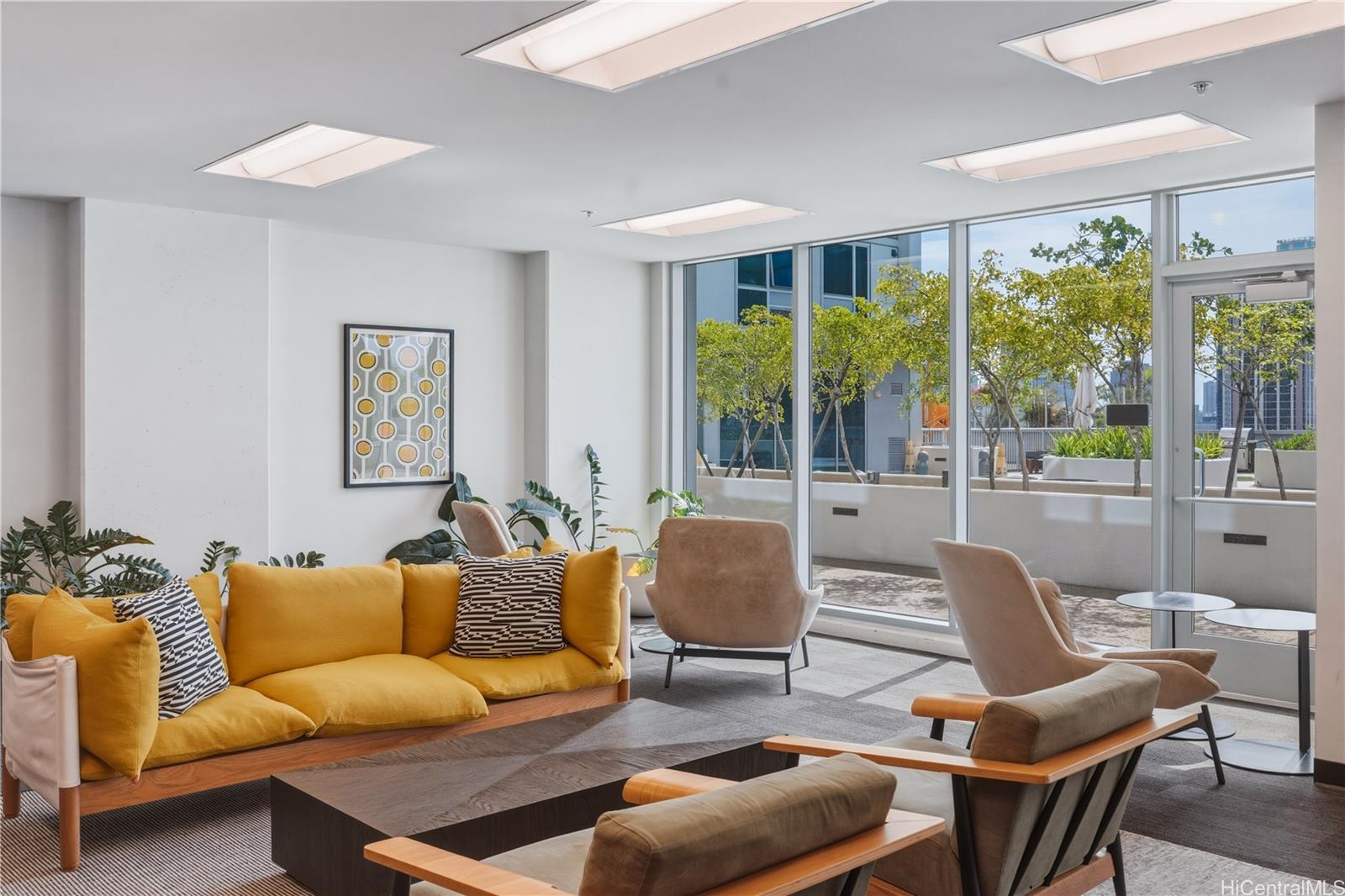 988 Halekauwila condo # 1712, Honolulu, Hawaii - photo 9 of 14