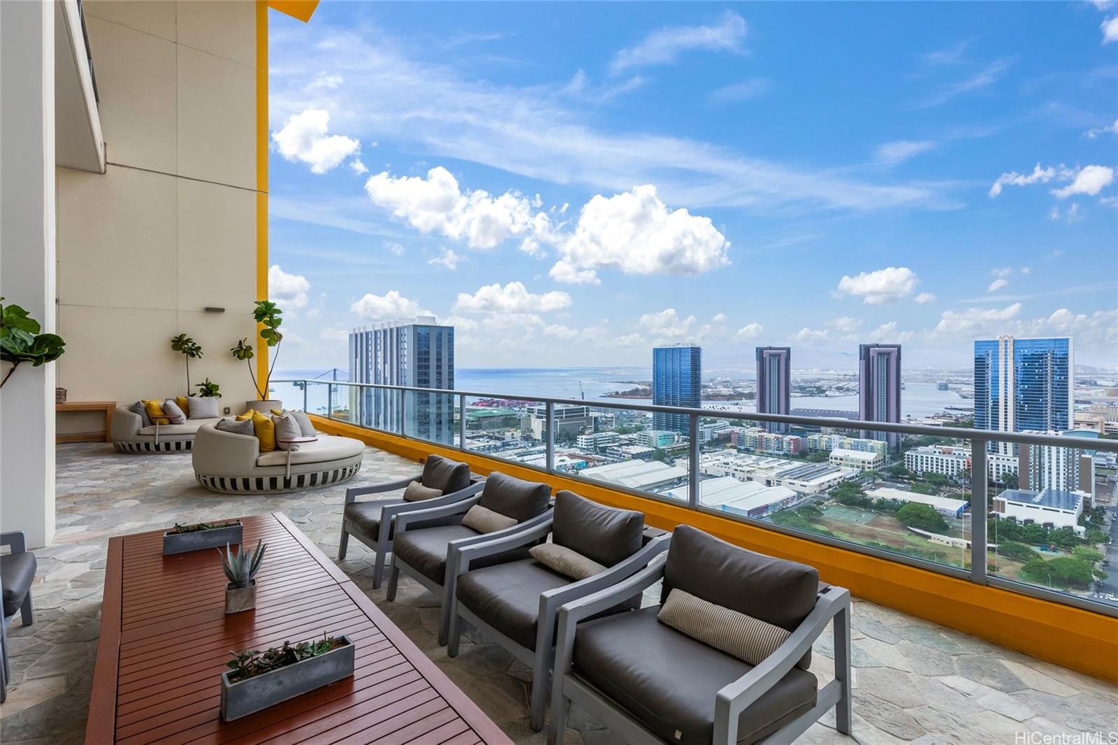 Ke Kilohana condo # 1812, Honolulu, Hawaii - photo 22 of 25