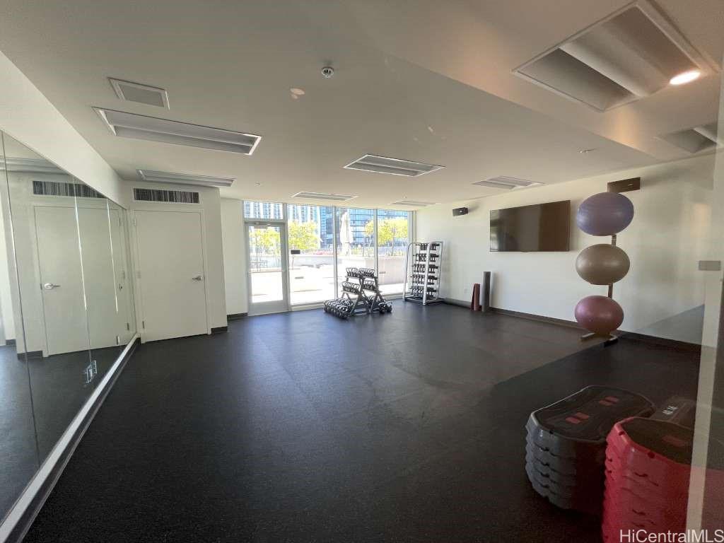 988 Halekauwila St Honolulu - Rental - photo 13 of 15