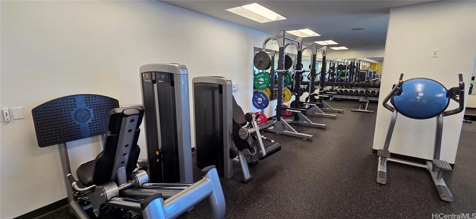 988 Halekauwila Street Honolulu - Rental - photo 4 of 23