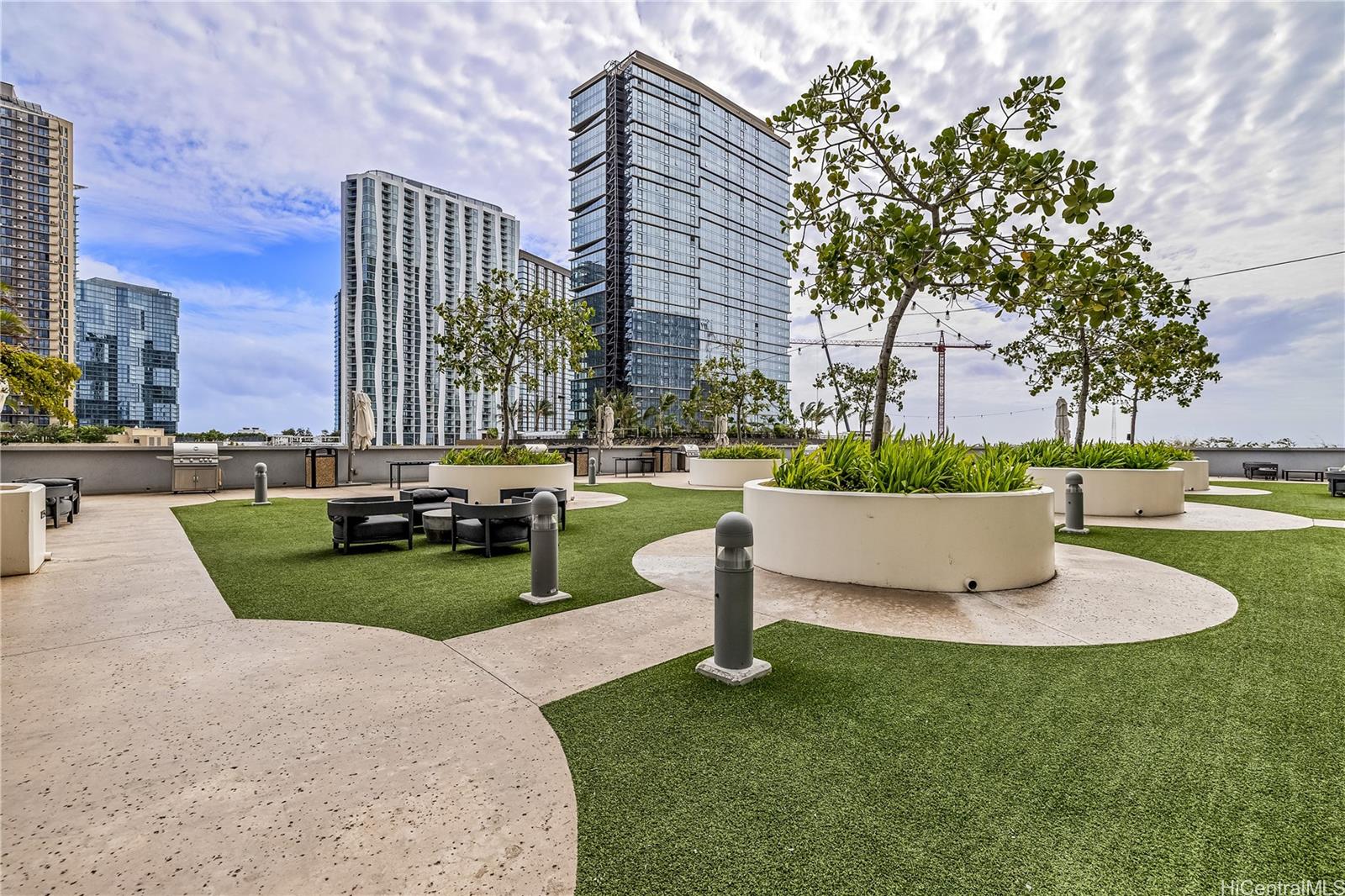 988 Halekauwila condo # 3012, Honolulu, Hawaii - photo 21 of 25